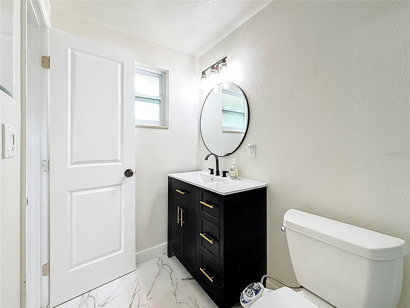 Image 18 of 34 For 510 62 Avenue Ne