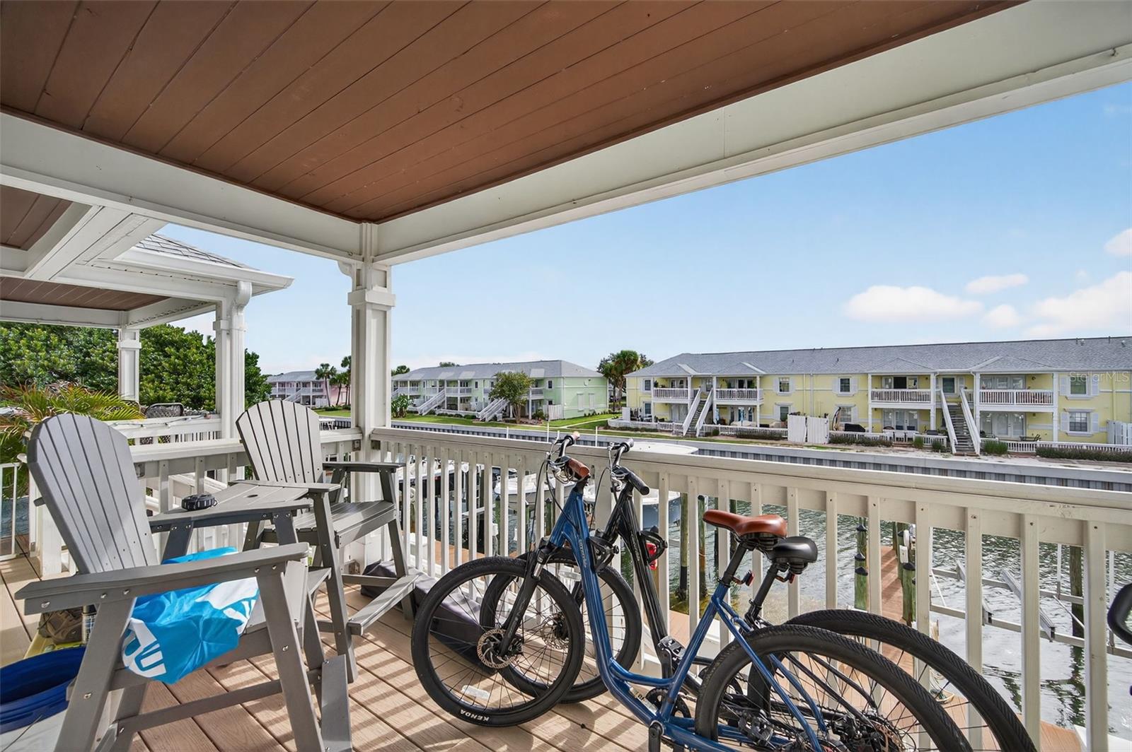 Image 25 of 45 For 4924 Beach Drive Se F