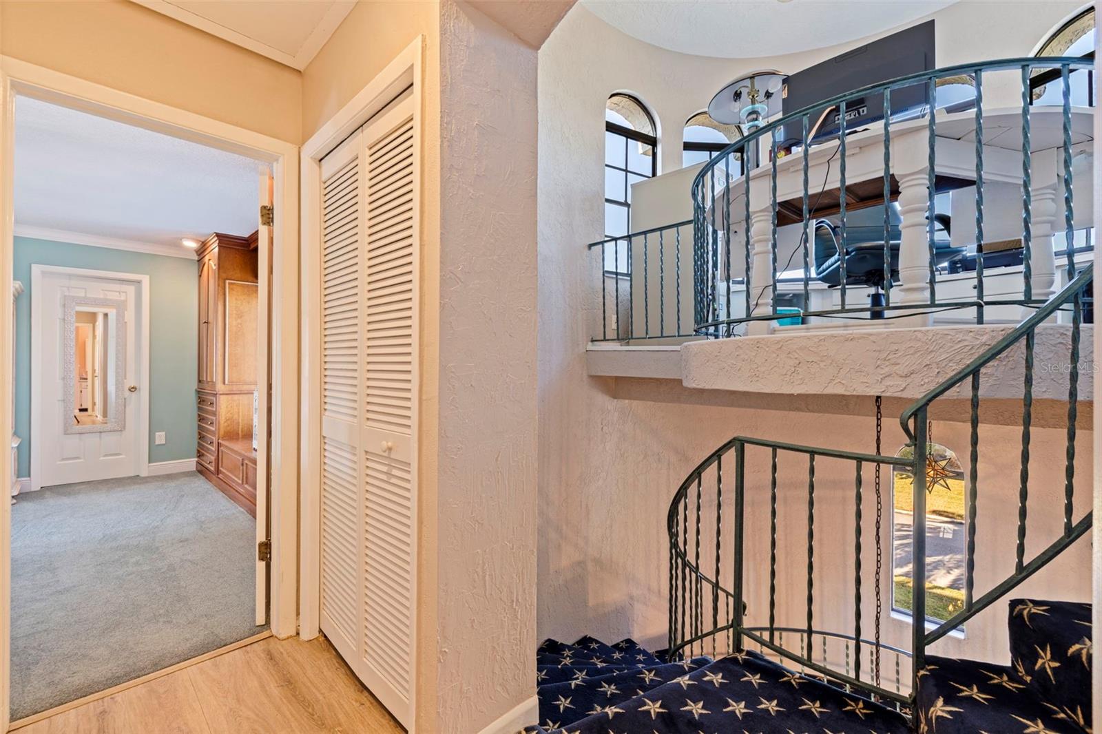 Image 37 of 50 For 841 2nd Avenue S