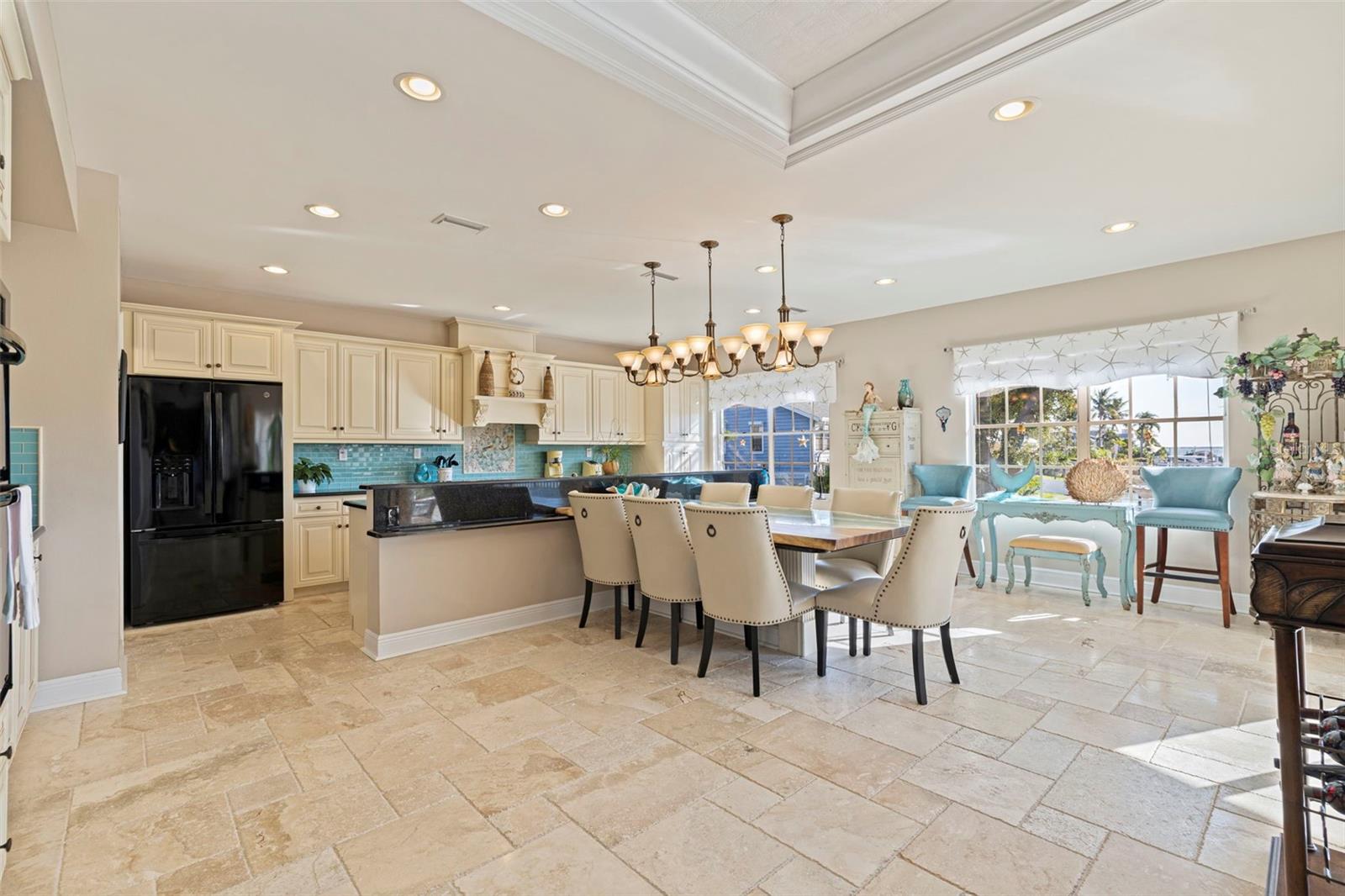 Image 9 of 50 For 841 2nd Avenue S