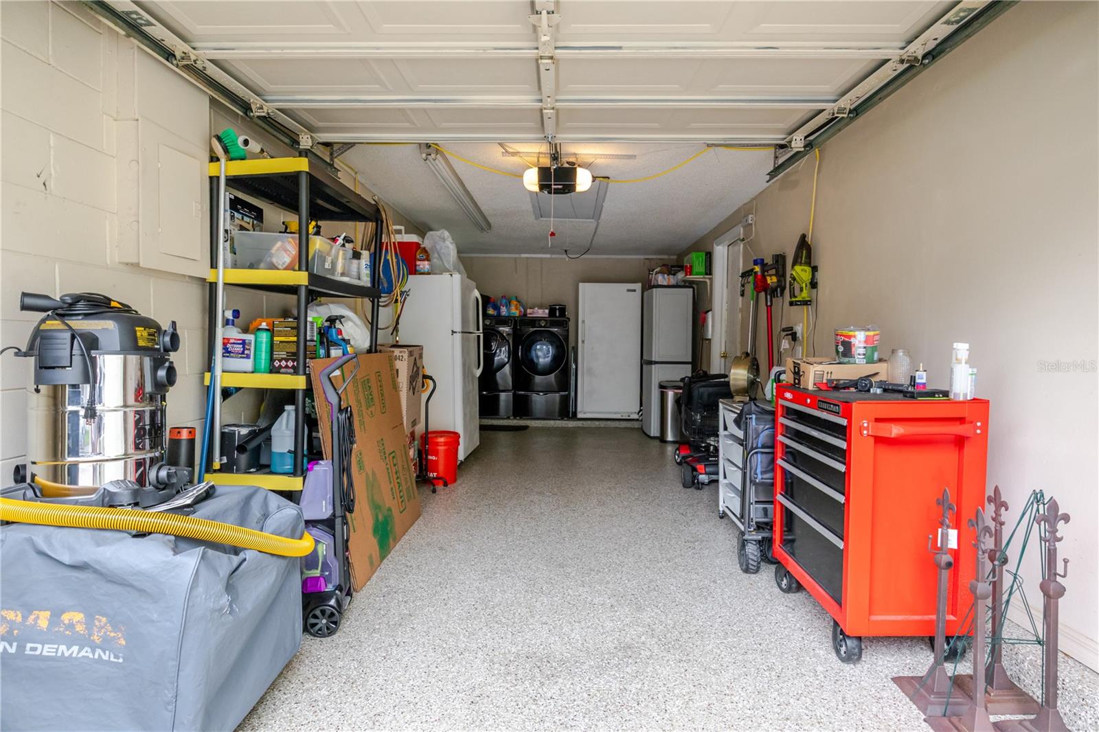 Image 26 of 40 For 10118 Hunters Point Court