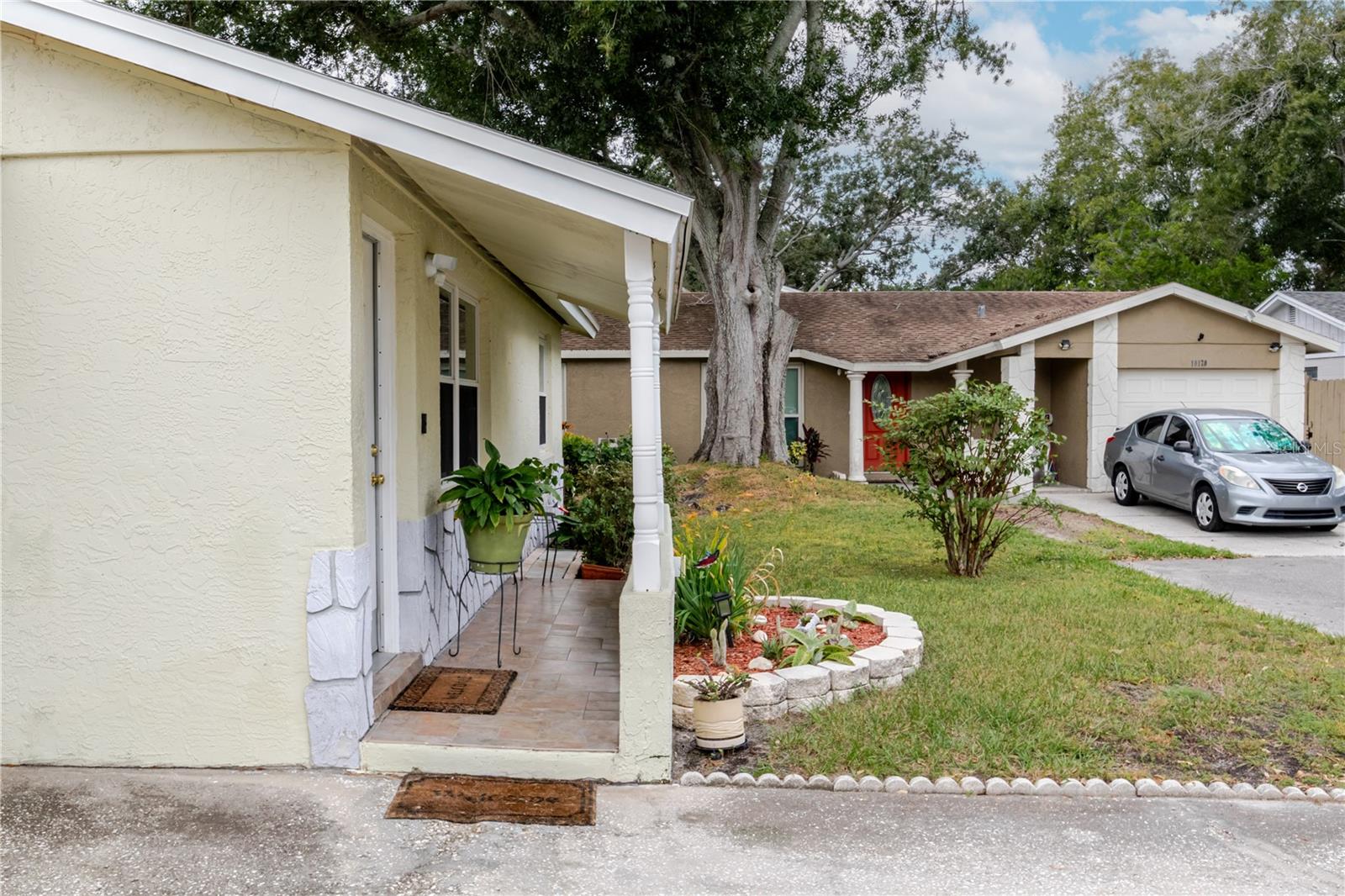 Image 29 of 40 For 10118 Hunters Point Court