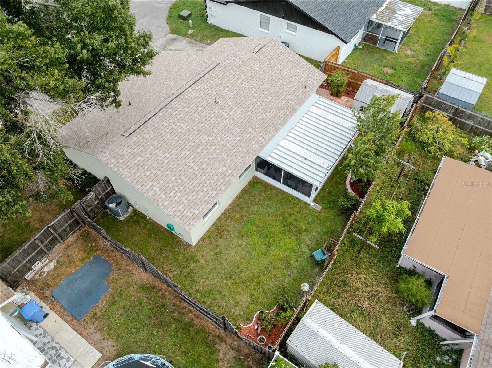 Image 34 of 40 For 10118 Hunters Point Court