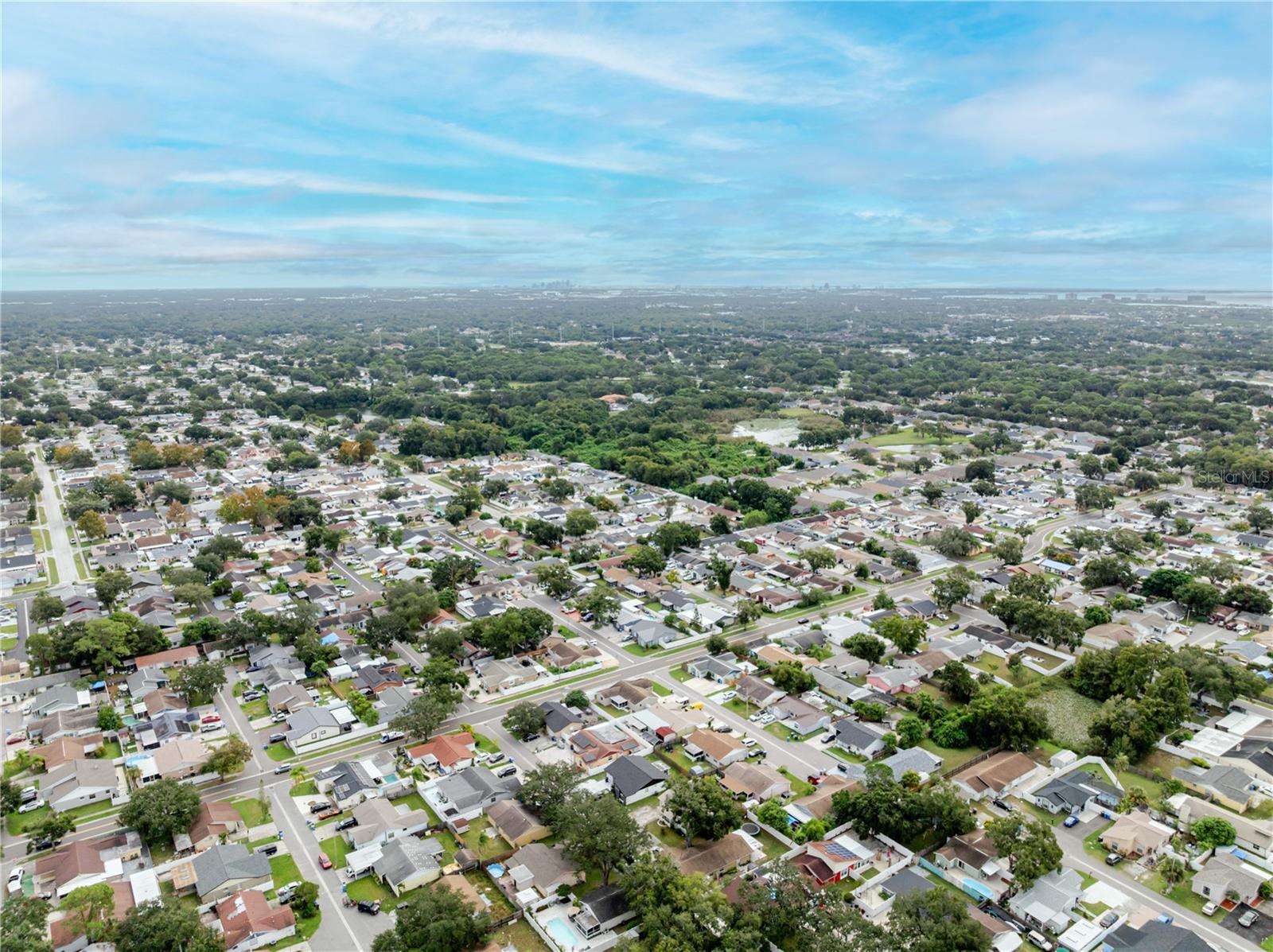 Image 38 of 40 For 10118 Hunters Point Court