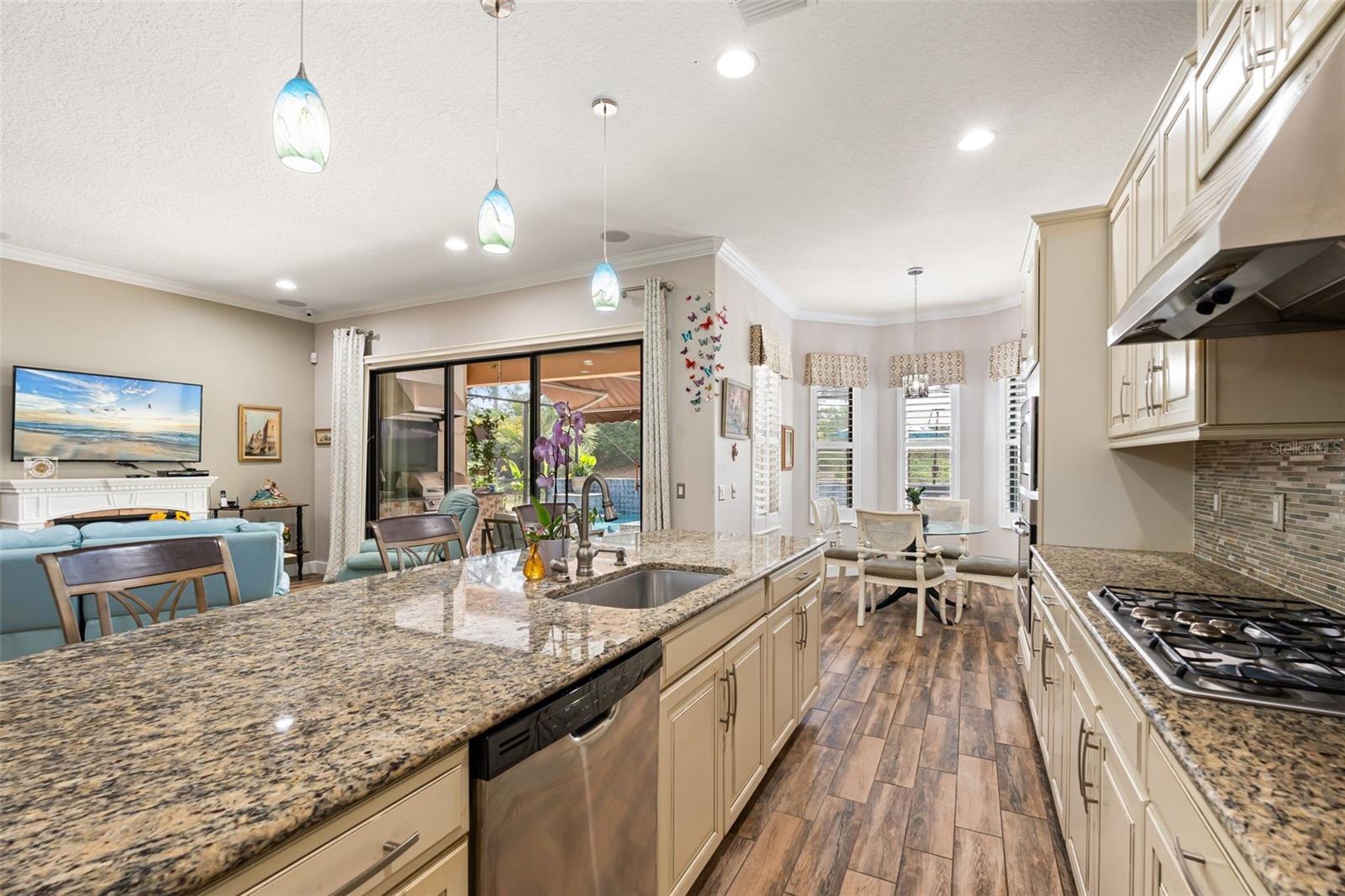 Image 20 of 46 For 12672 Fontana Loop