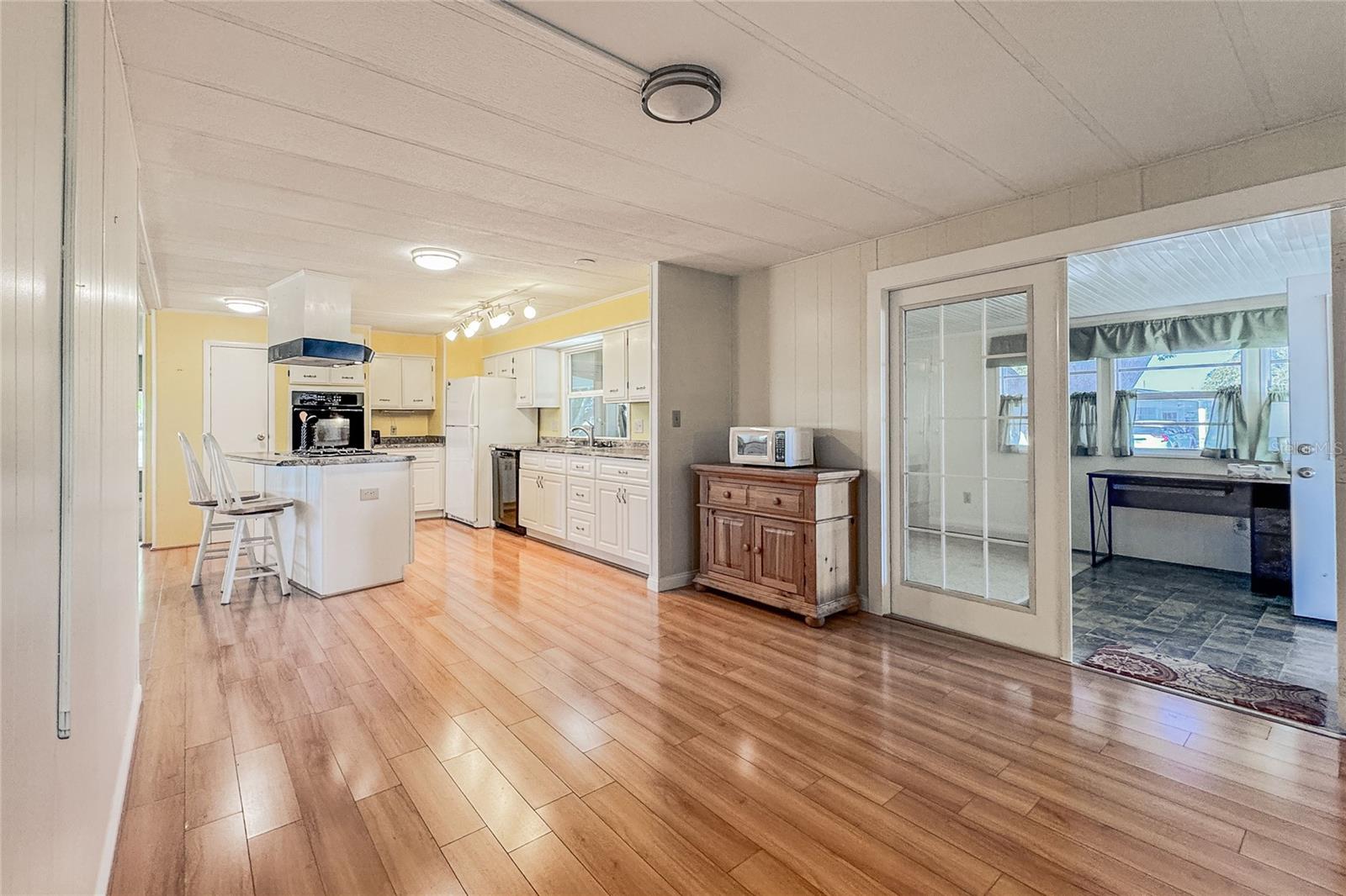 Image 16 of 42 For 5546 Arrowhead Drive
