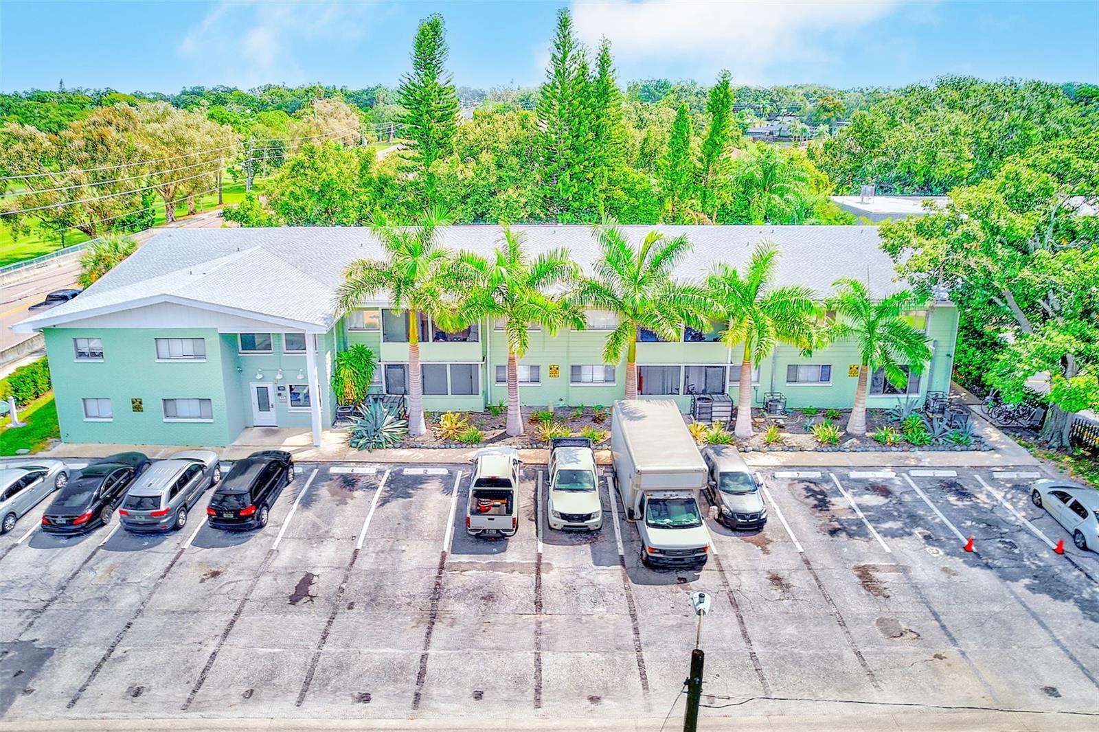 Image 26 of 32 For 1329 Drew Street 9