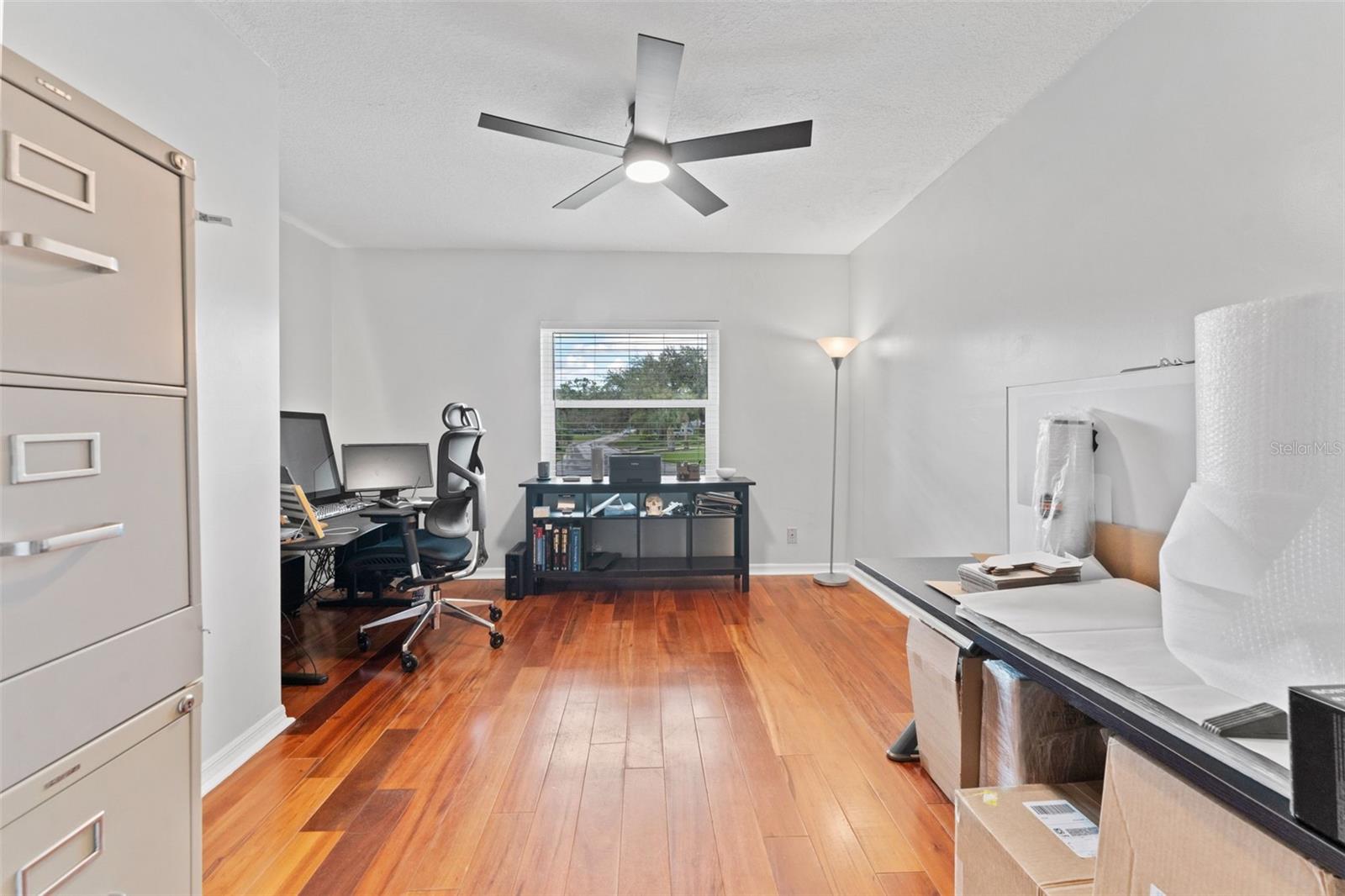 Listing photo id 32 for 2936 68th Avenue S