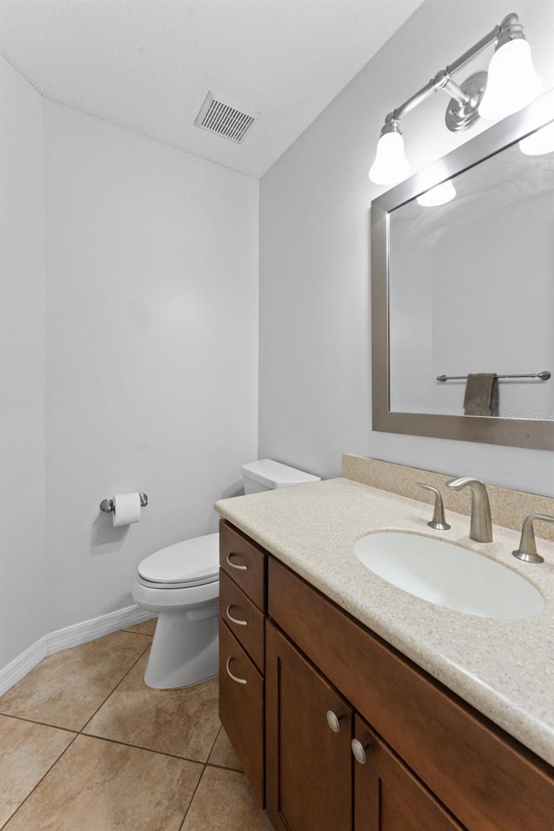Listing photo id 34 for 2936 68th Avenue S