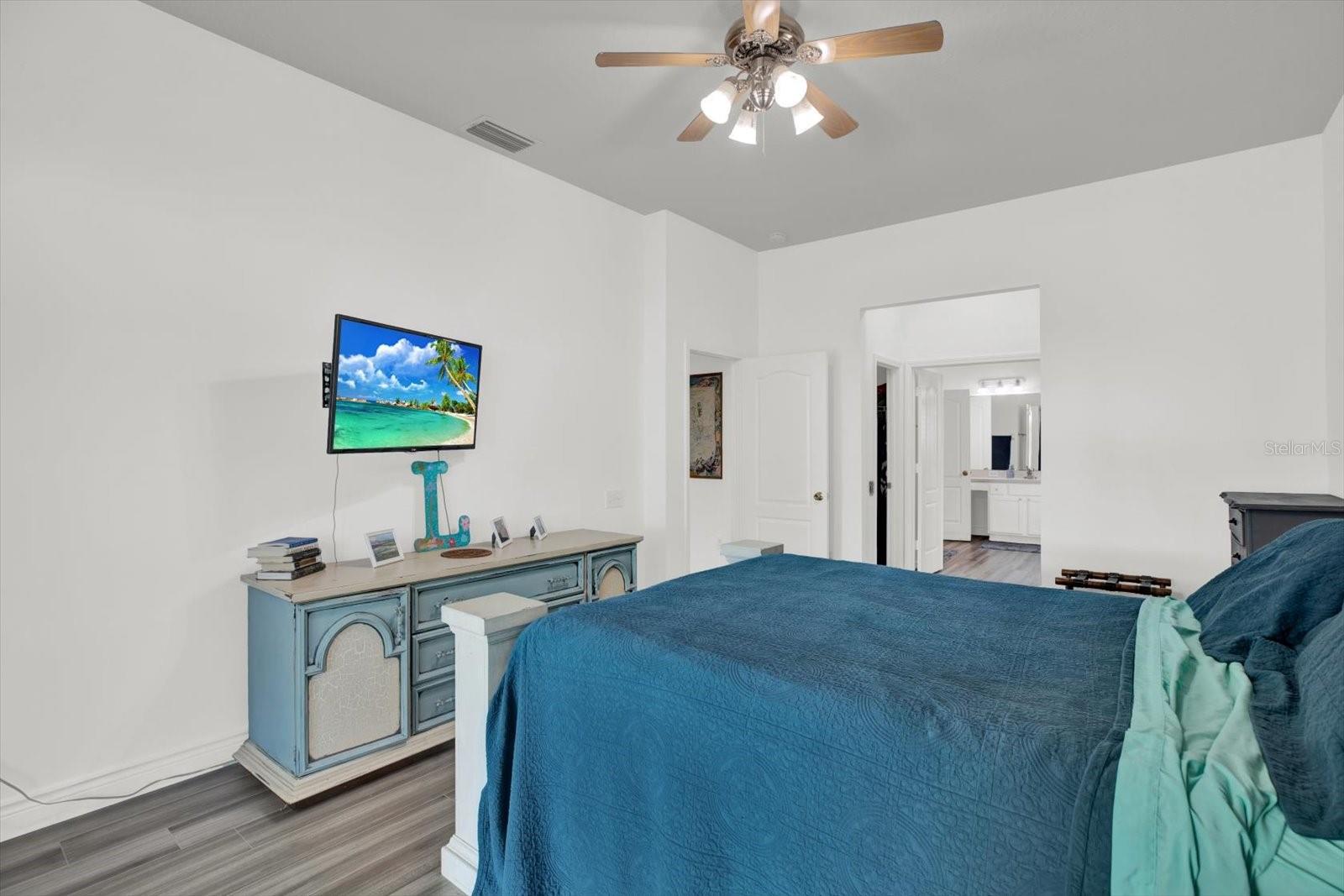 Image 17 of 61 For 5516 Riva Ridge Drive