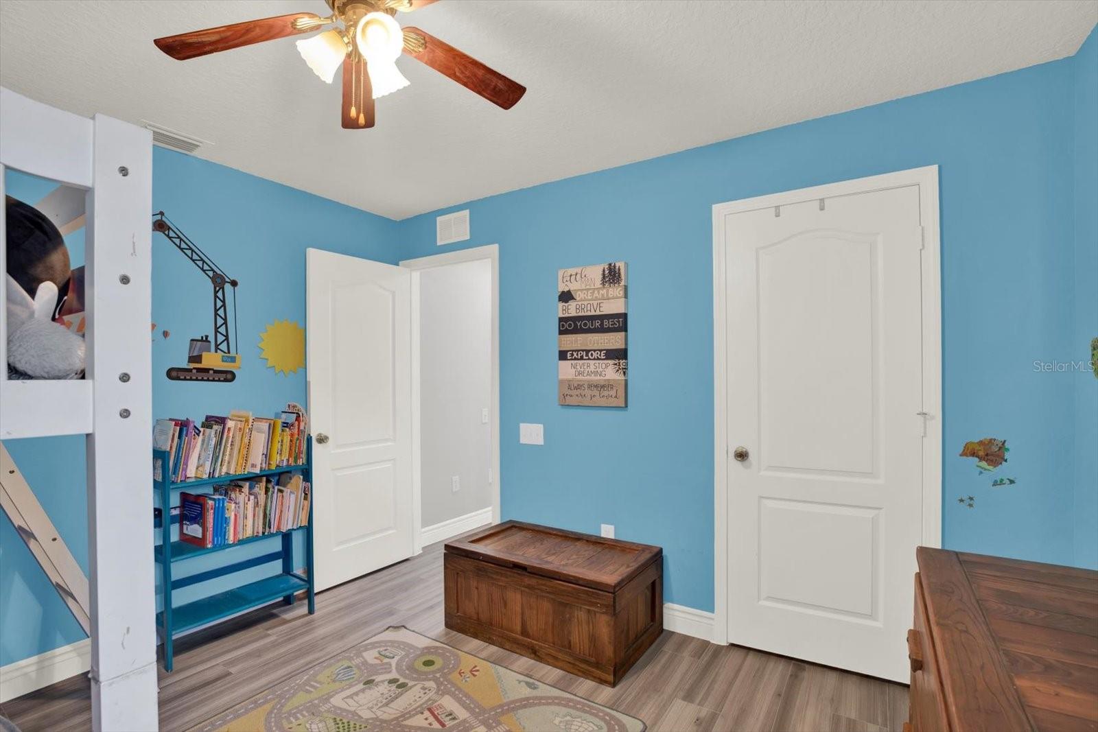 Image 27 of 61 For 5516 Riva Ridge Drive