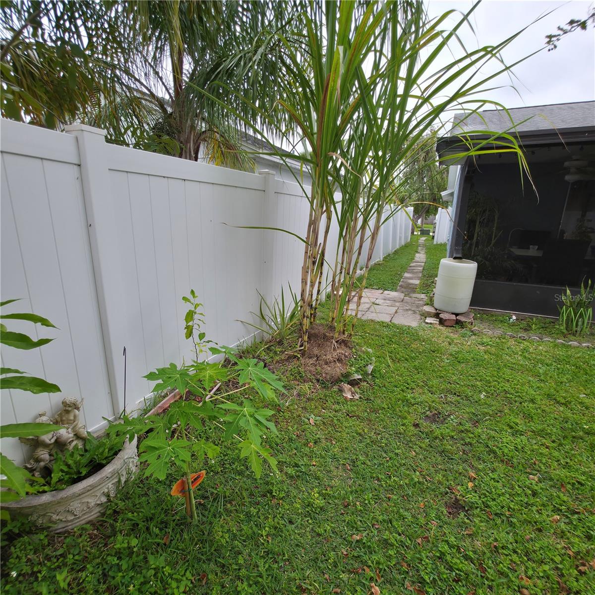 Listing photo id 24 for 13202 Pine Creek Circle