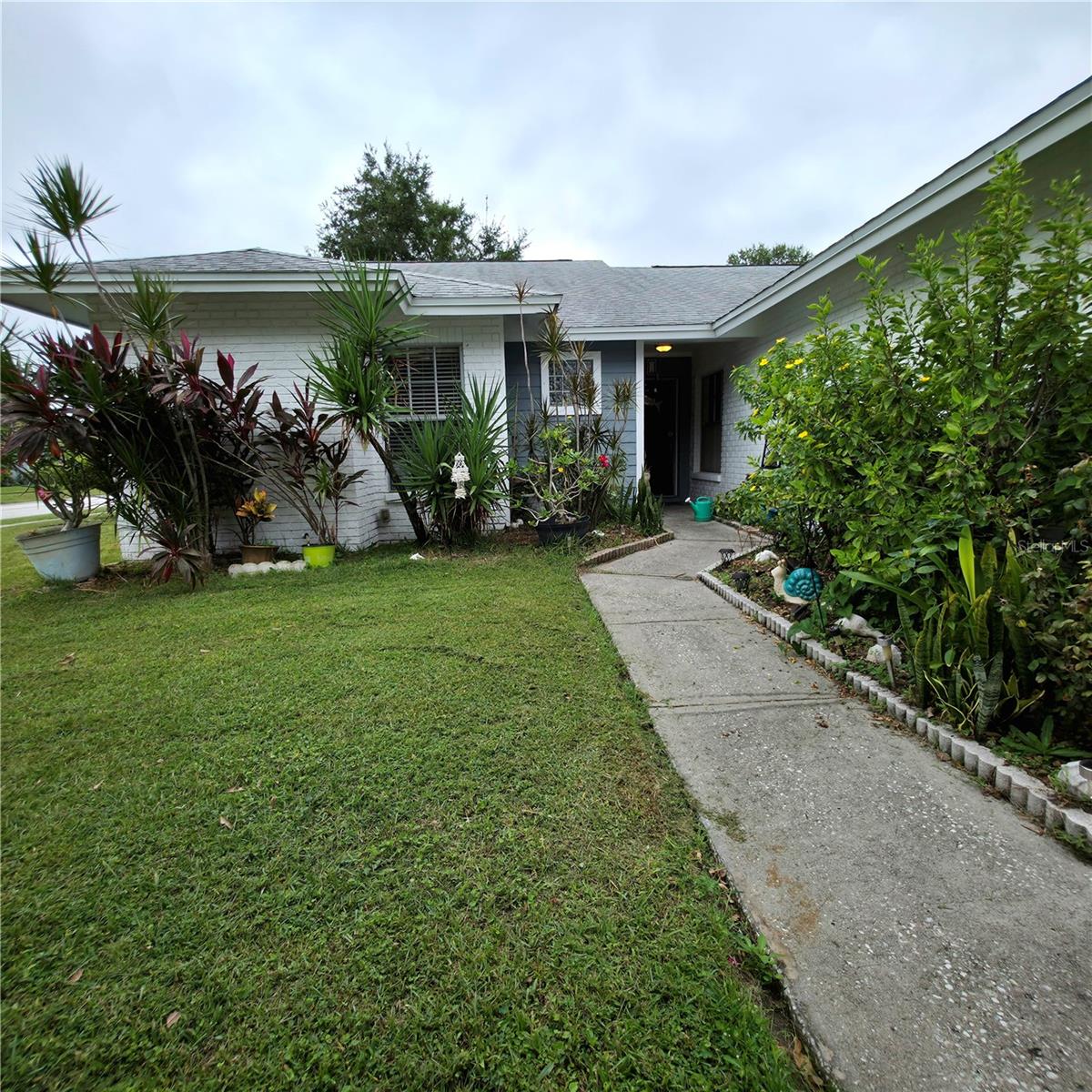 Listing photo id 3 for 13202 Pine Creek Circle