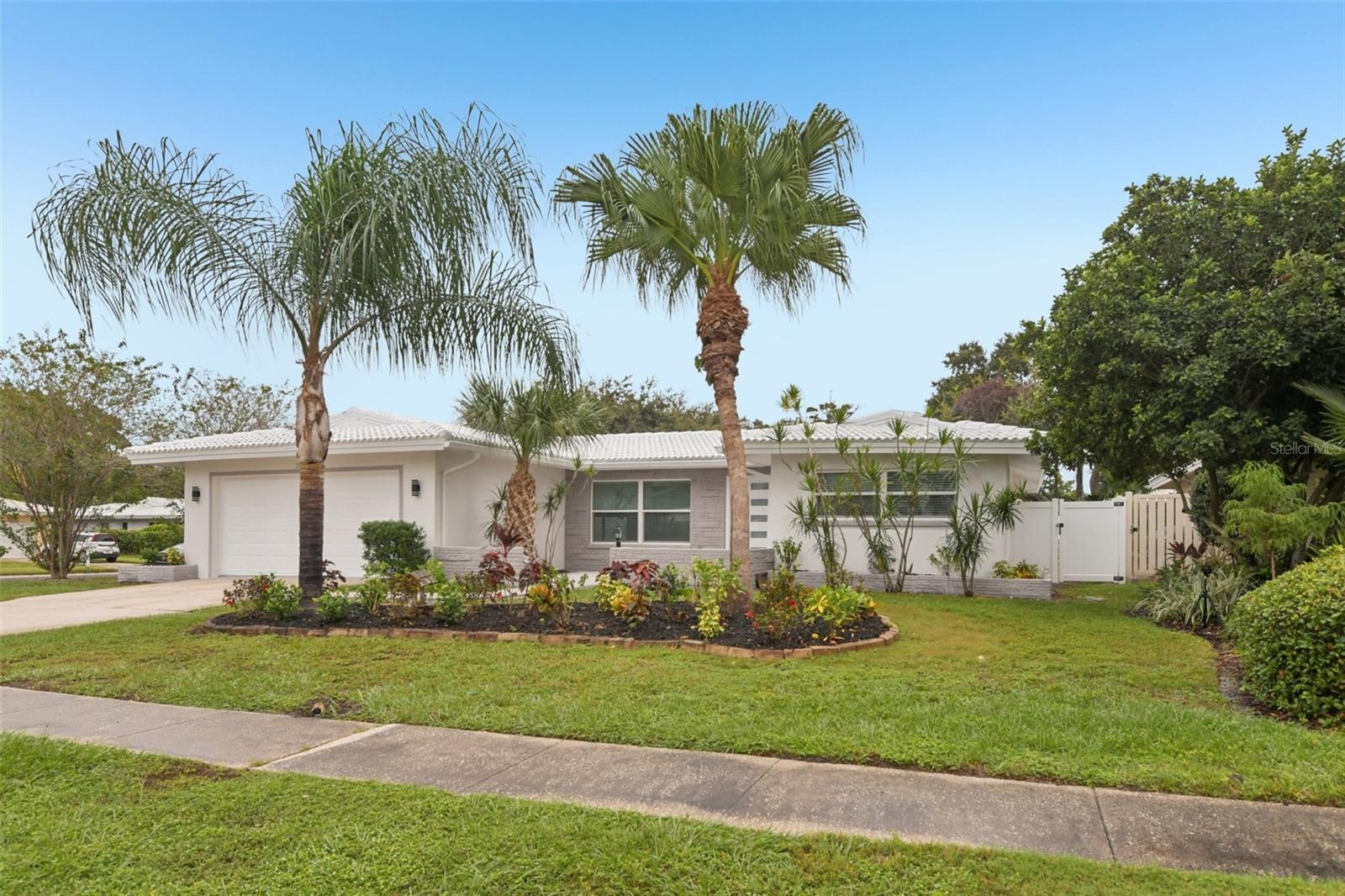 Details for 2083 Envoy Court, CLEARWATER, FL 33764