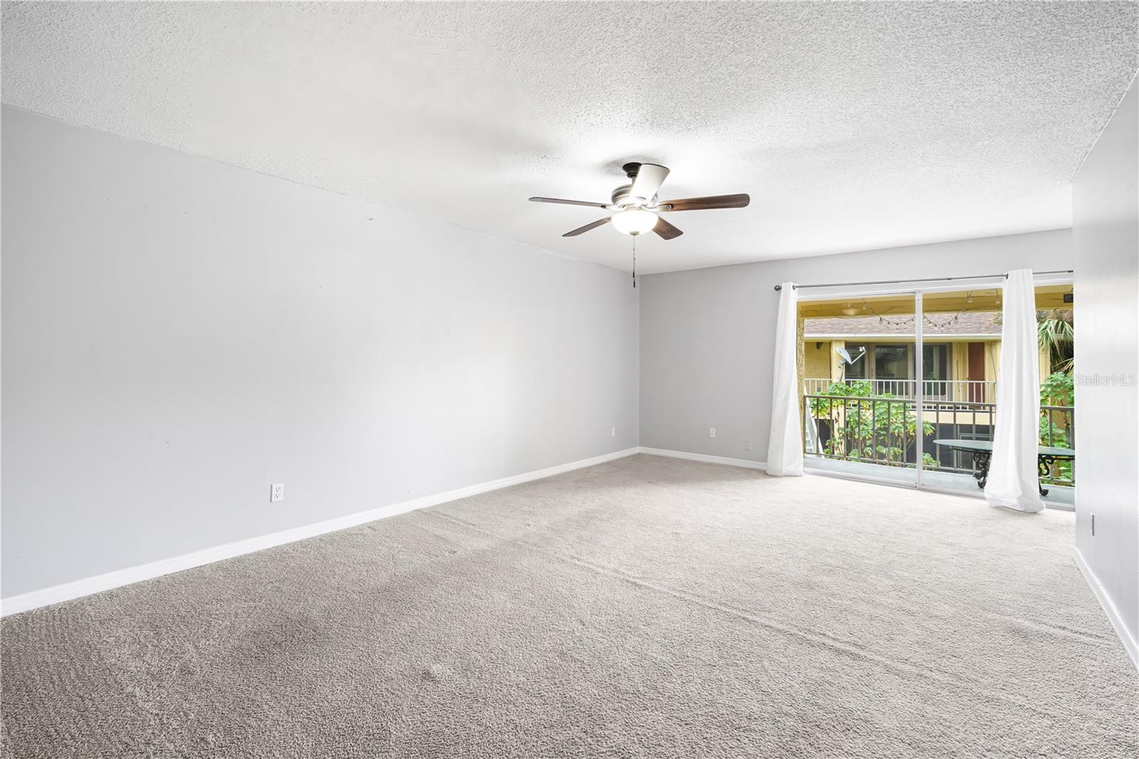 Image 10 of 27 For 7639 Dolonita Drive 7639