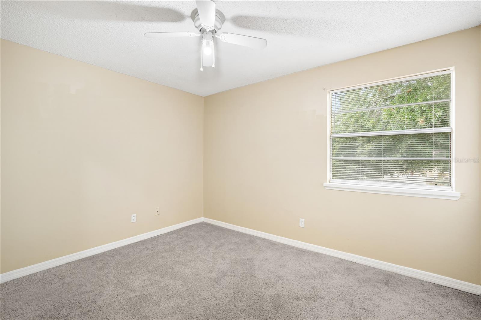 Image 12 of 27 For 7639 Dolonita Drive 7639