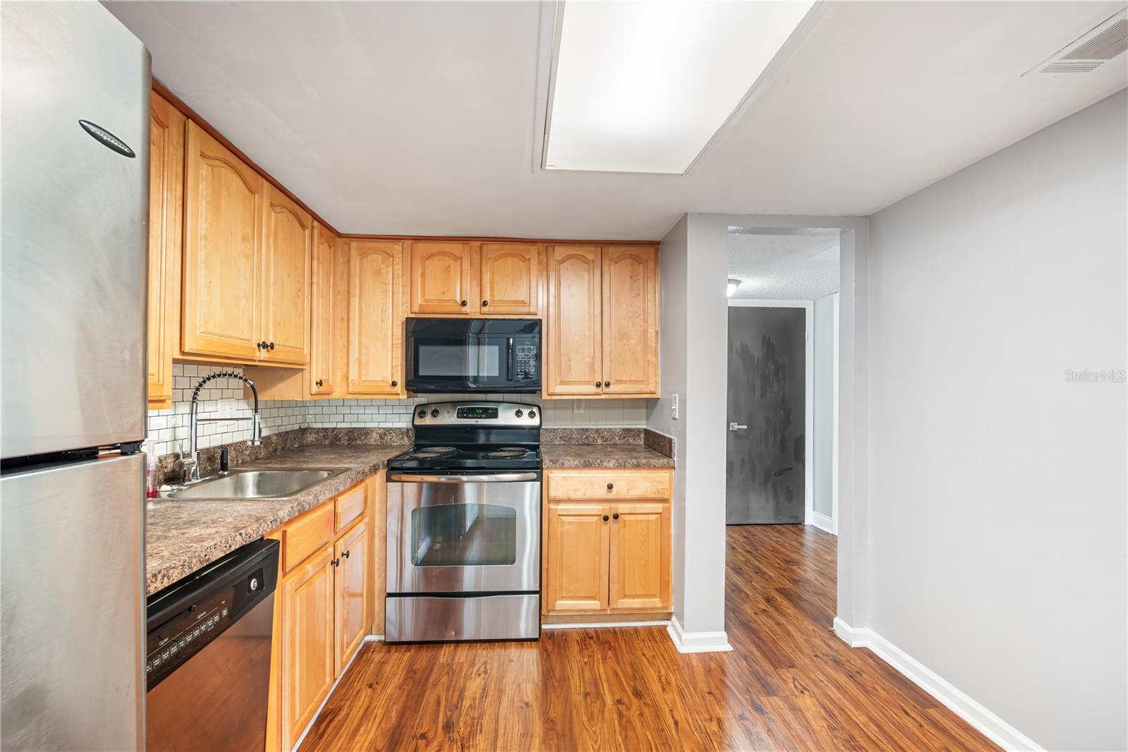 Image 6 of 27 For 7639 Dolonita Drive 7639