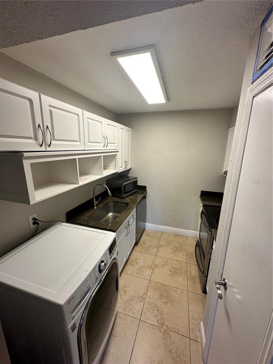 Image 21 of 35 For 13727 Juniper Blossom Drive 101