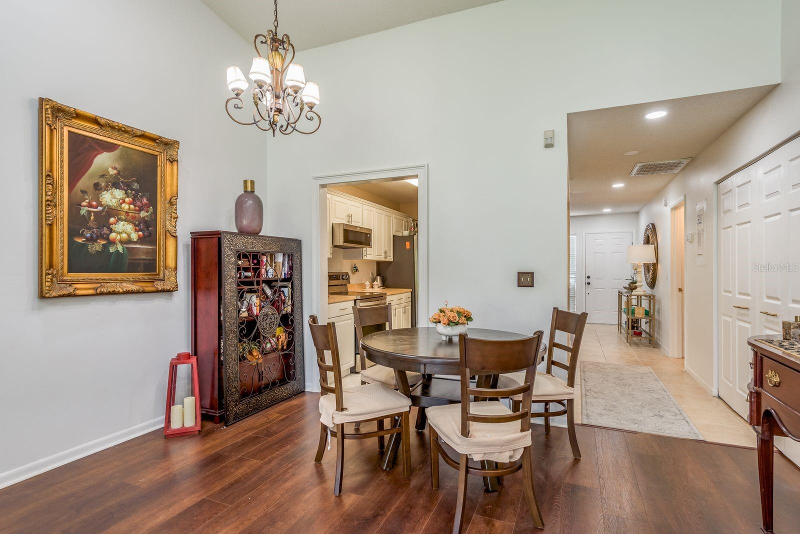 Image 13 of 34 For 16218 Rambling Vine Drive W