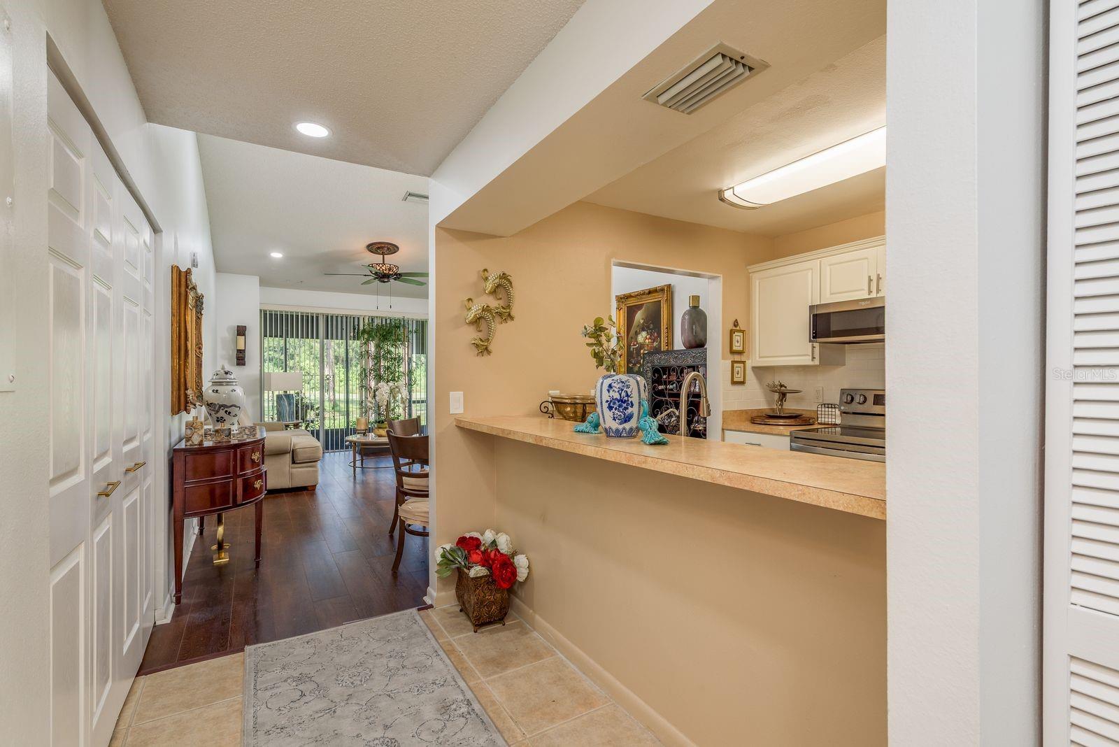 Image 8 of 34 For 16218 Rambling Vine Drive W