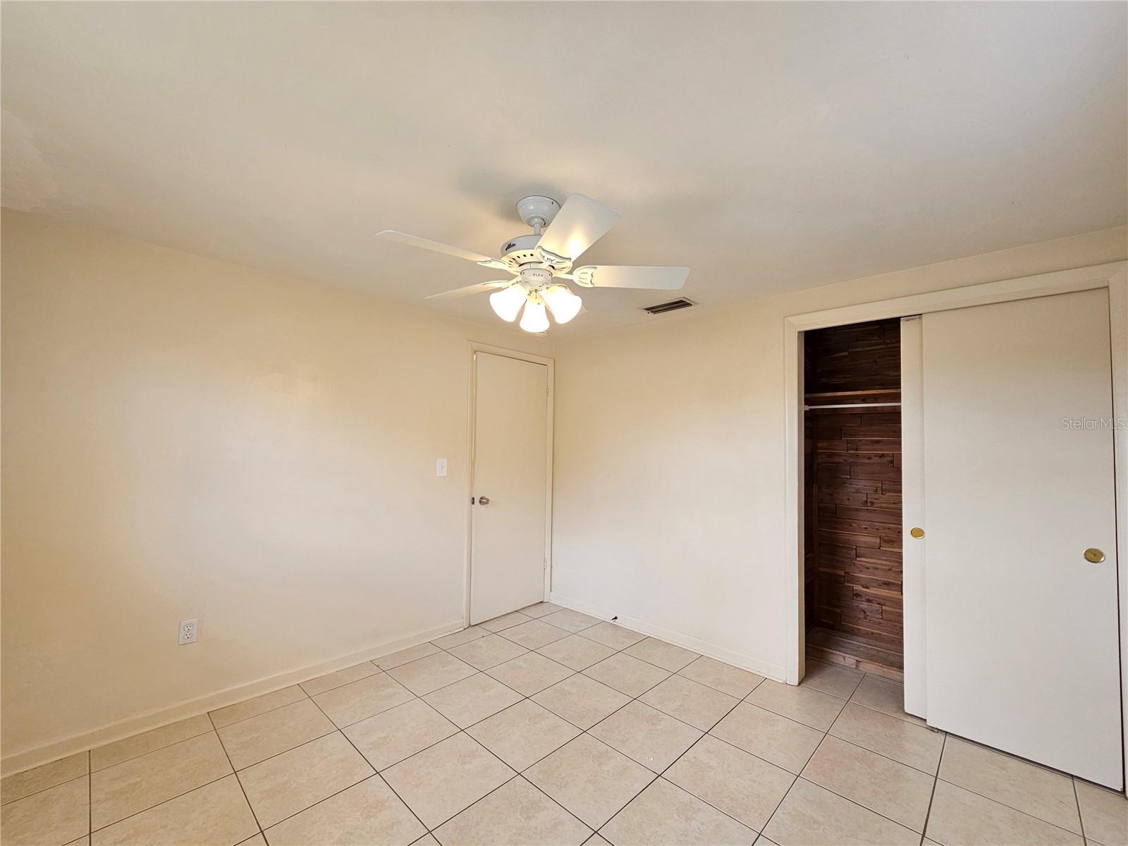 Image 13 of 20 For 4332 Newbury Drive