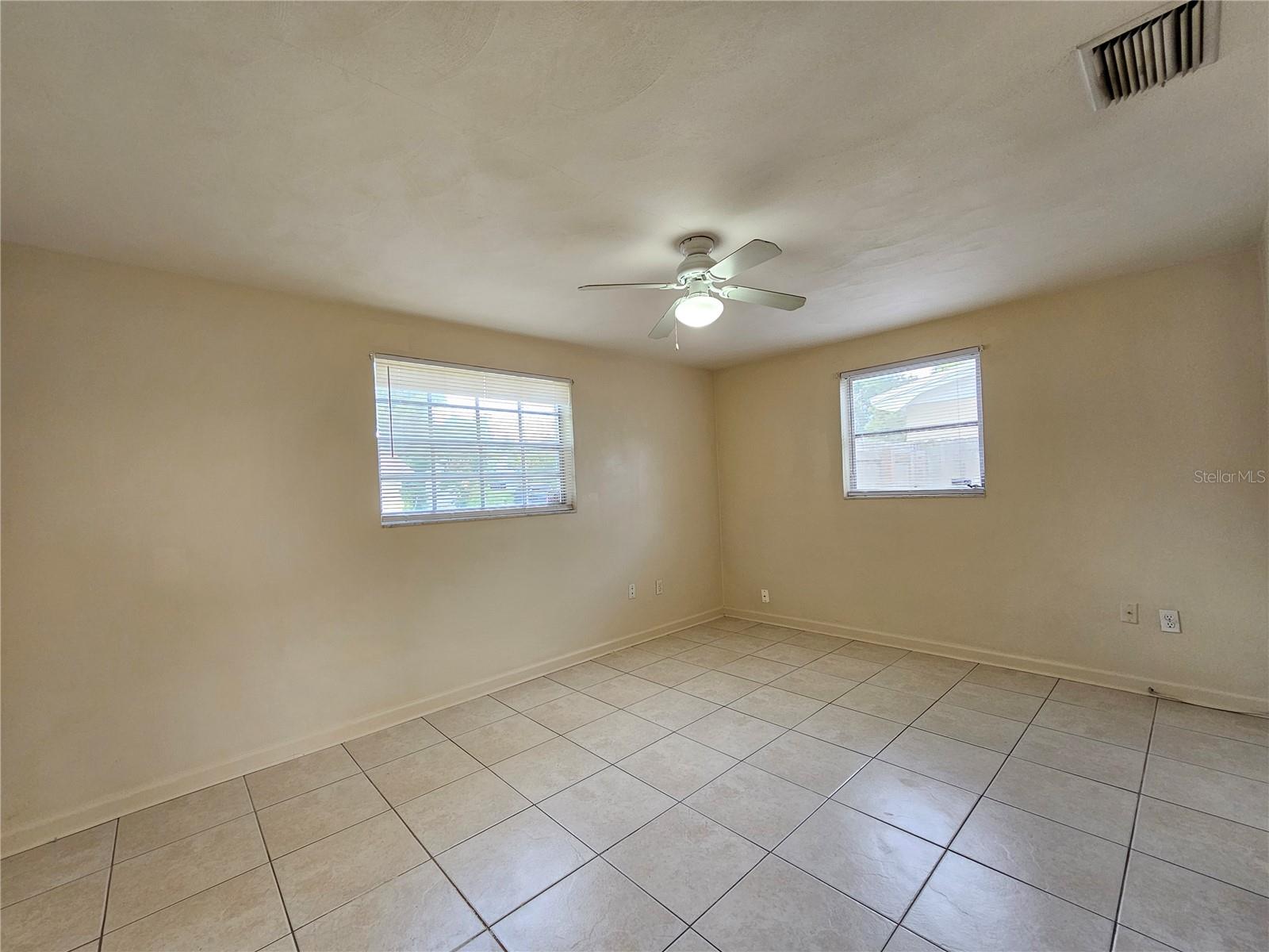 Image 14 of 20 For 4332 Newbury Drive