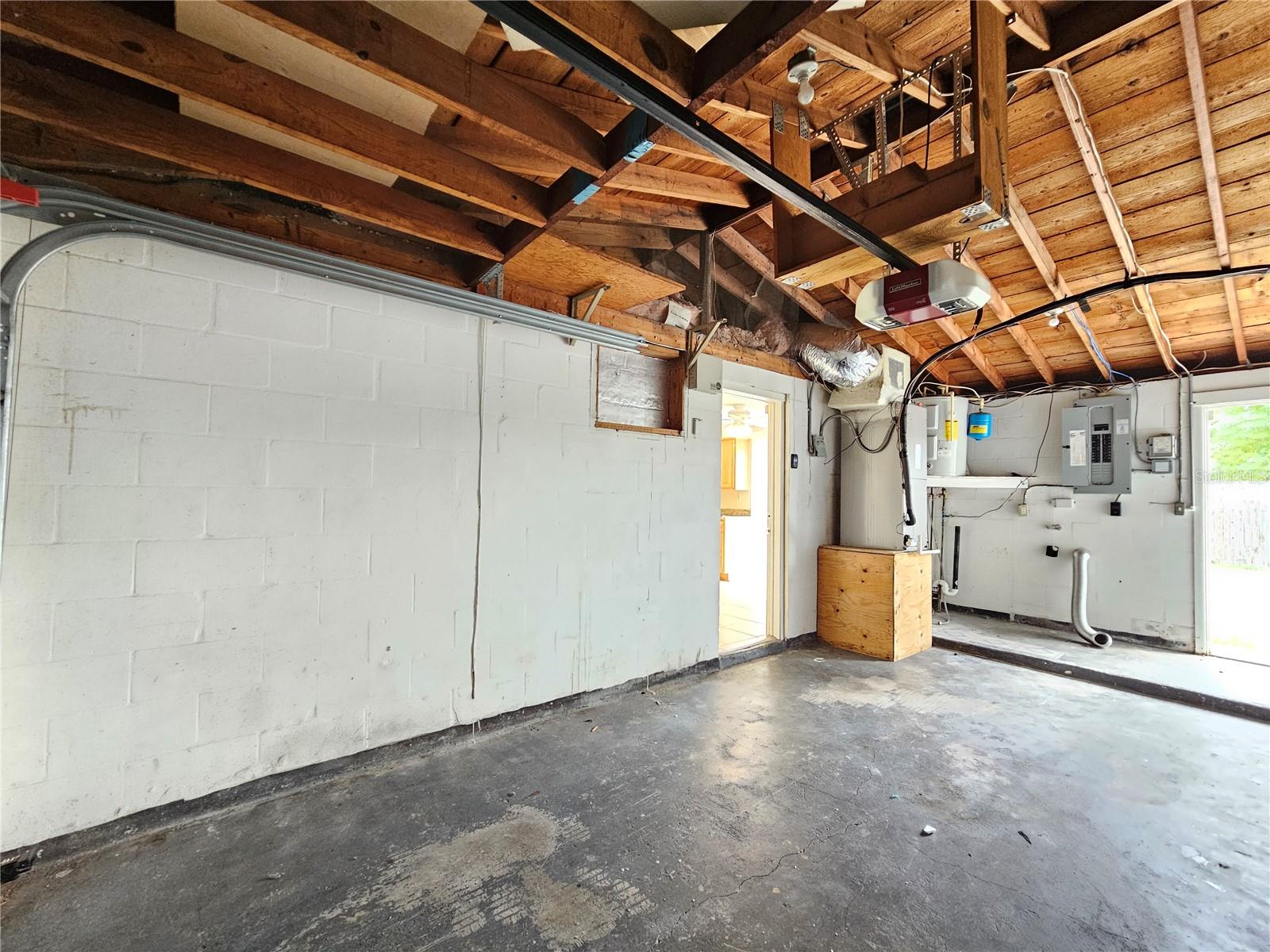 Image 17 of 20 For 4332 Newbury Drive