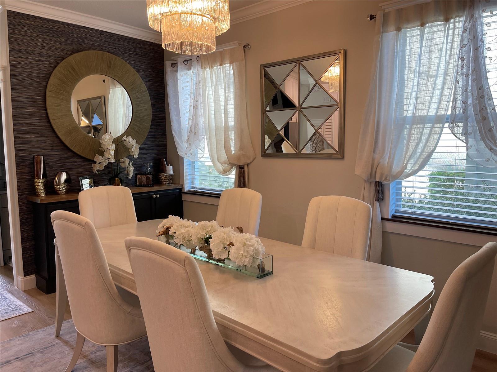 Image 13 of 41 For 1555 Ludington Avenue