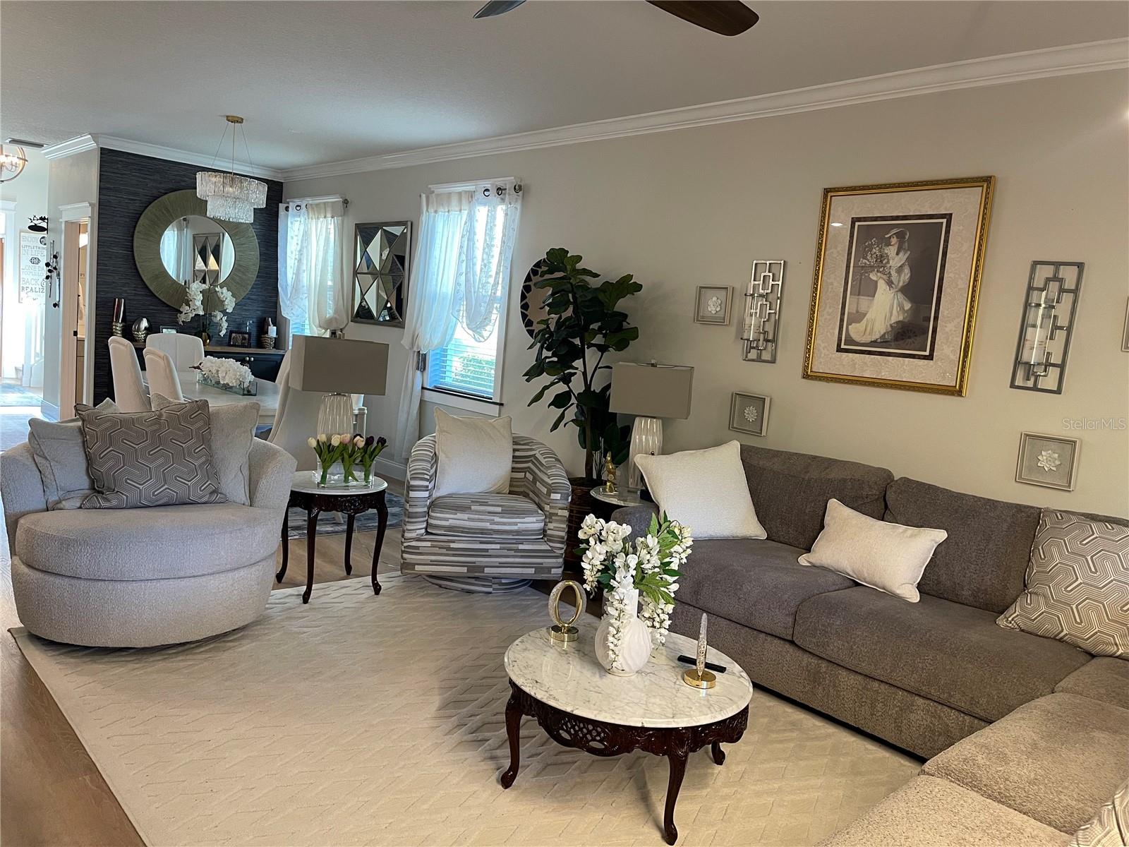 Image 14 of 41 For 1555 Ludington Avenue