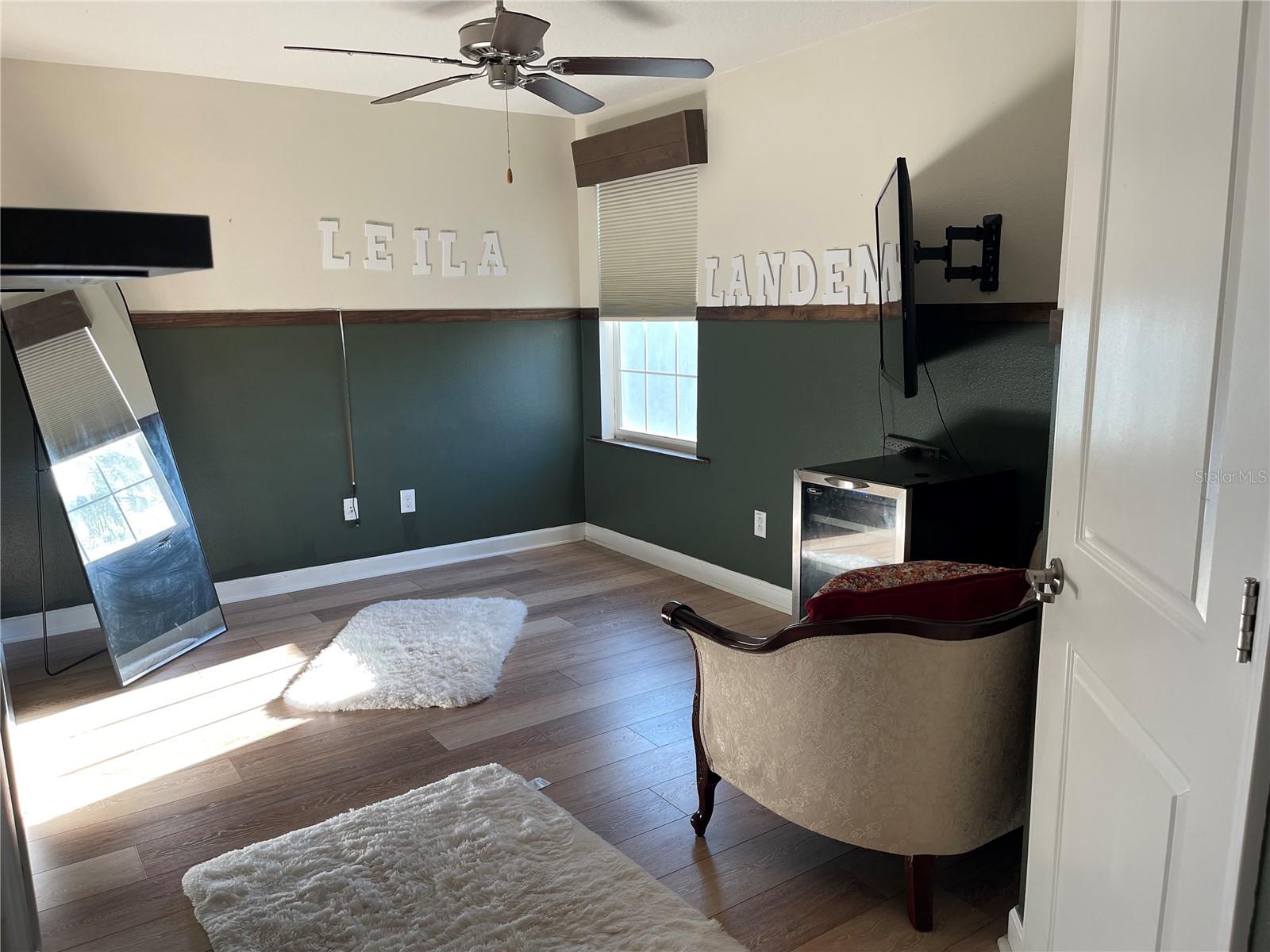 Image 25 of 41 For 1555 Ludington Avenue