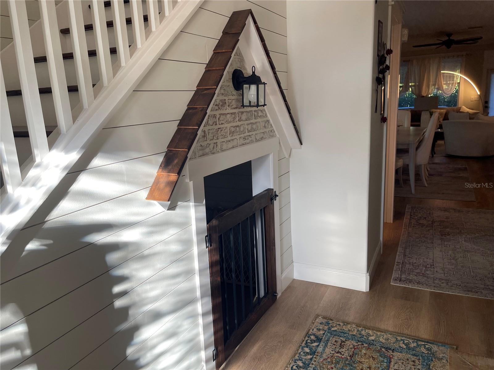 Image 4 of 41 For 1555 Ludington Avenue