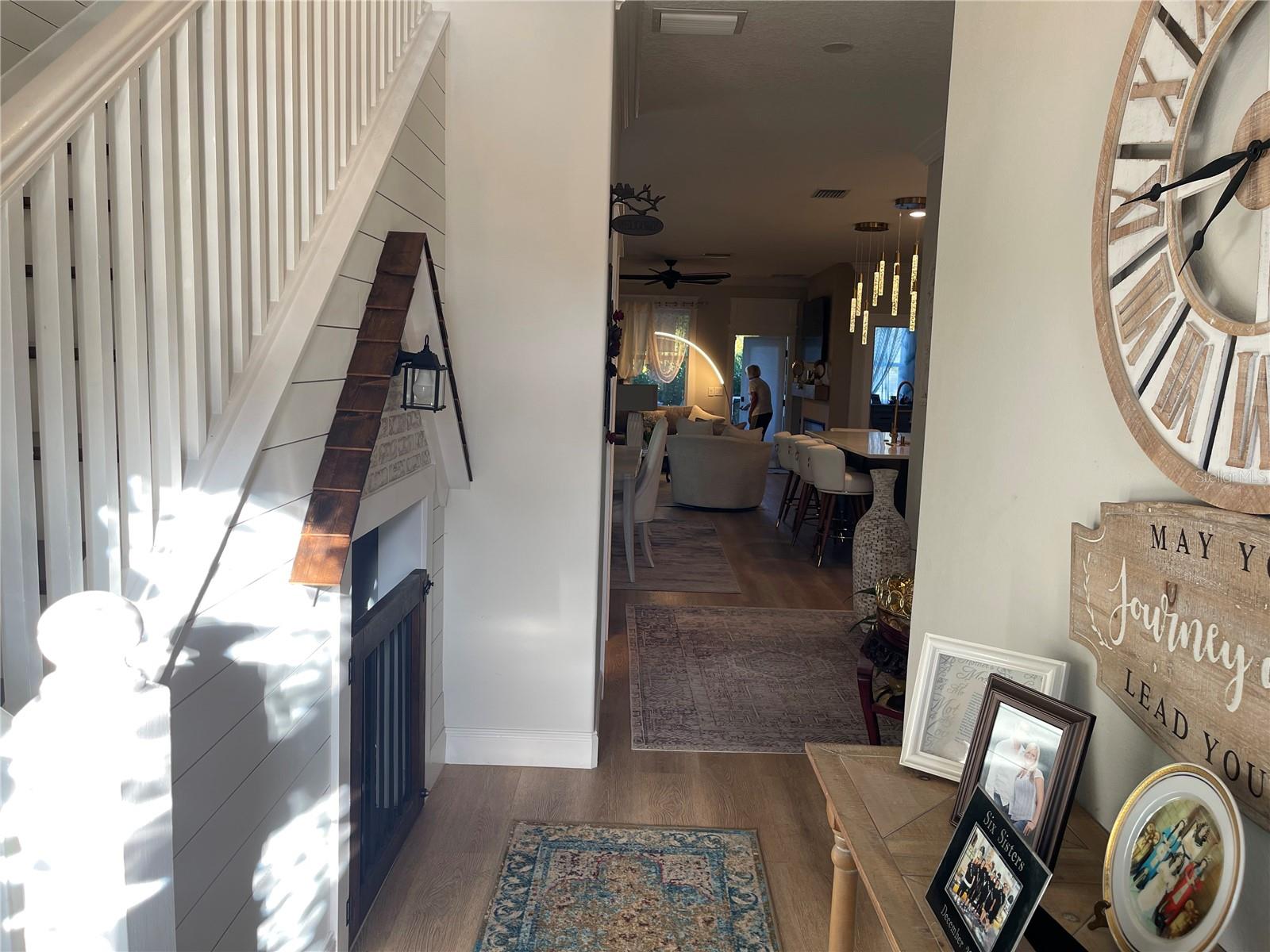 Image 5 of 41 For 1555 Ludington Avenue