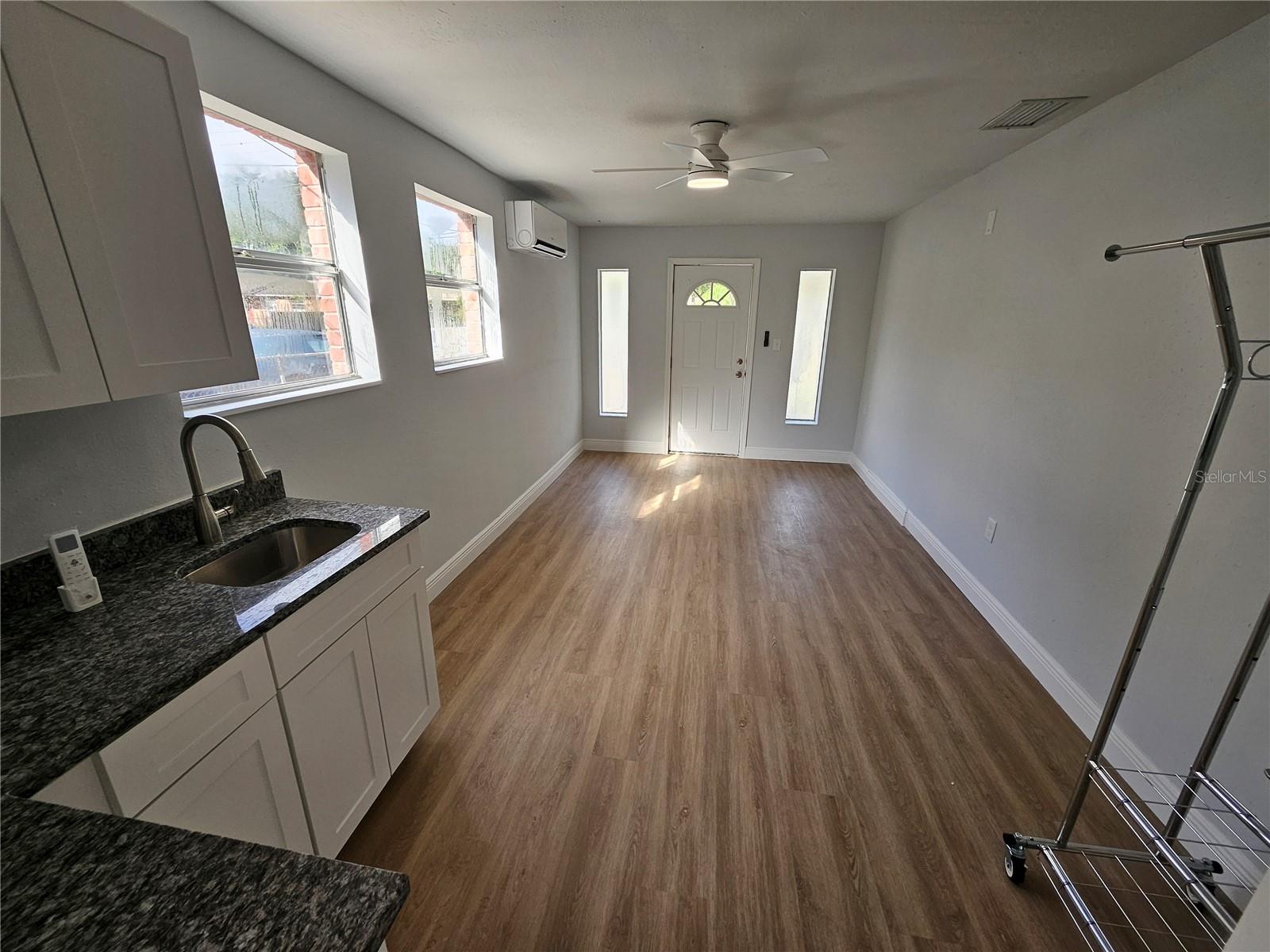 Image 7 of 7 For 4419 Atwood Drive A