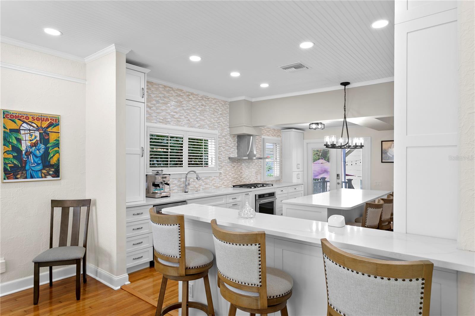 Image 10 of 45 For 255 18th Avenue Ne