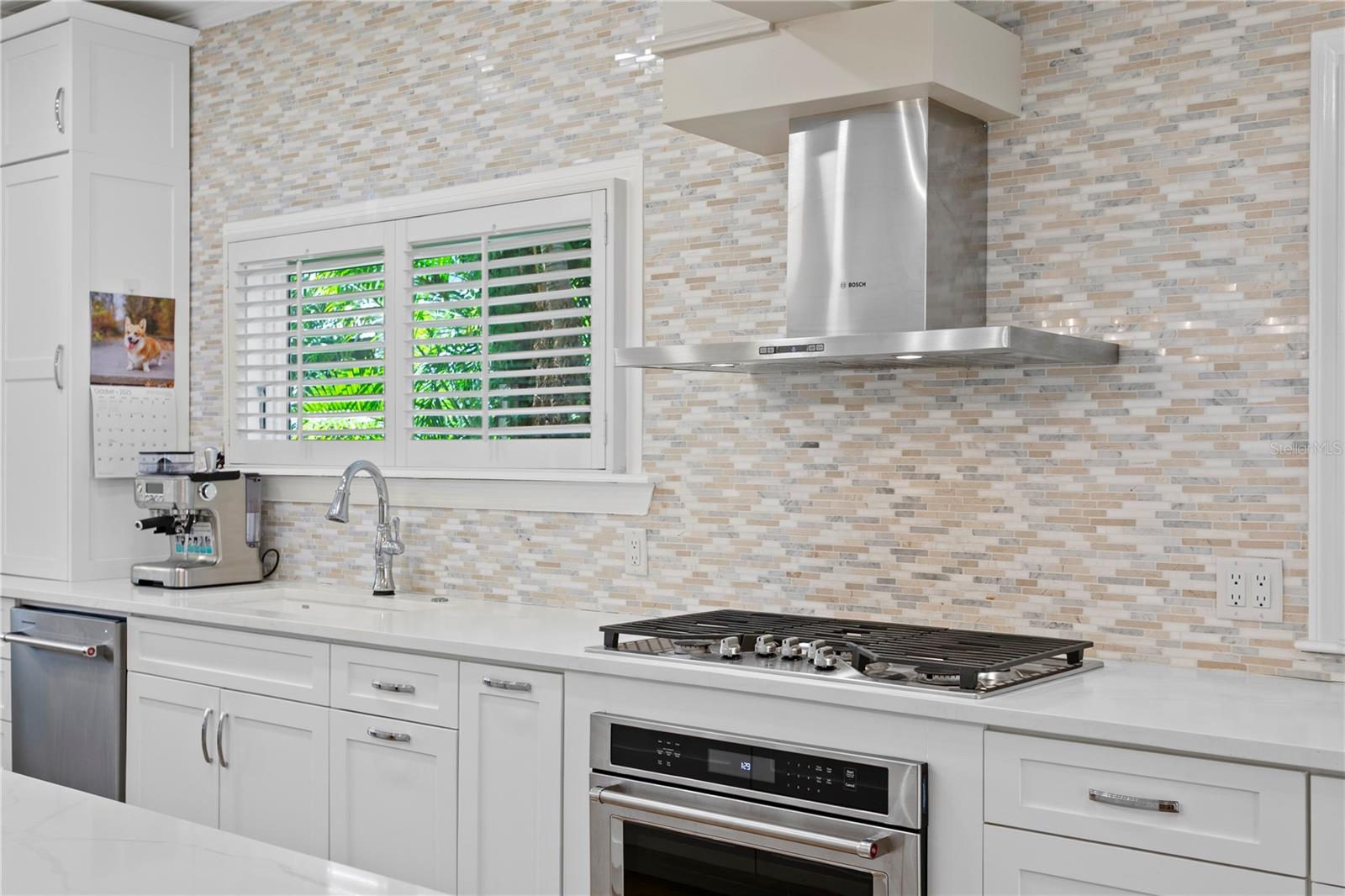 Image 13 of 45 For 255 18th Avenue Ne