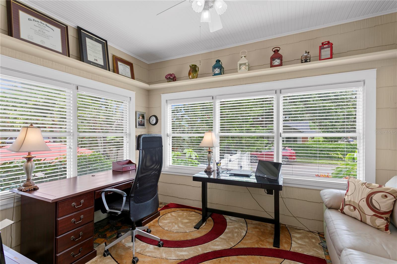 Image 19 of 45 For 255 18th Avenue Ne
