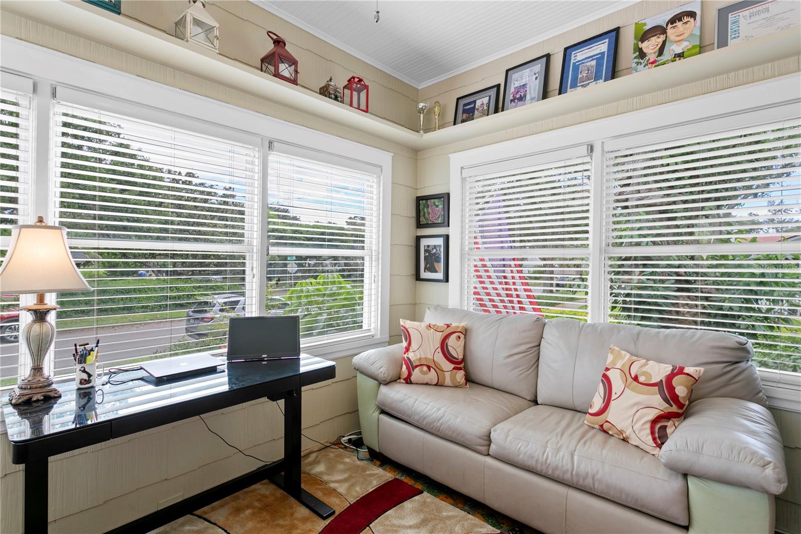 Image 20 of 45 For 255 18th Avenue Ne
