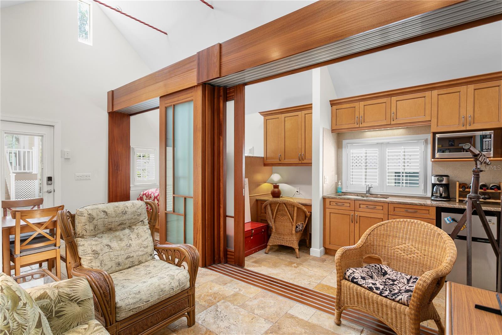 Image 40 of 45 For 255 18th Avenue Ne