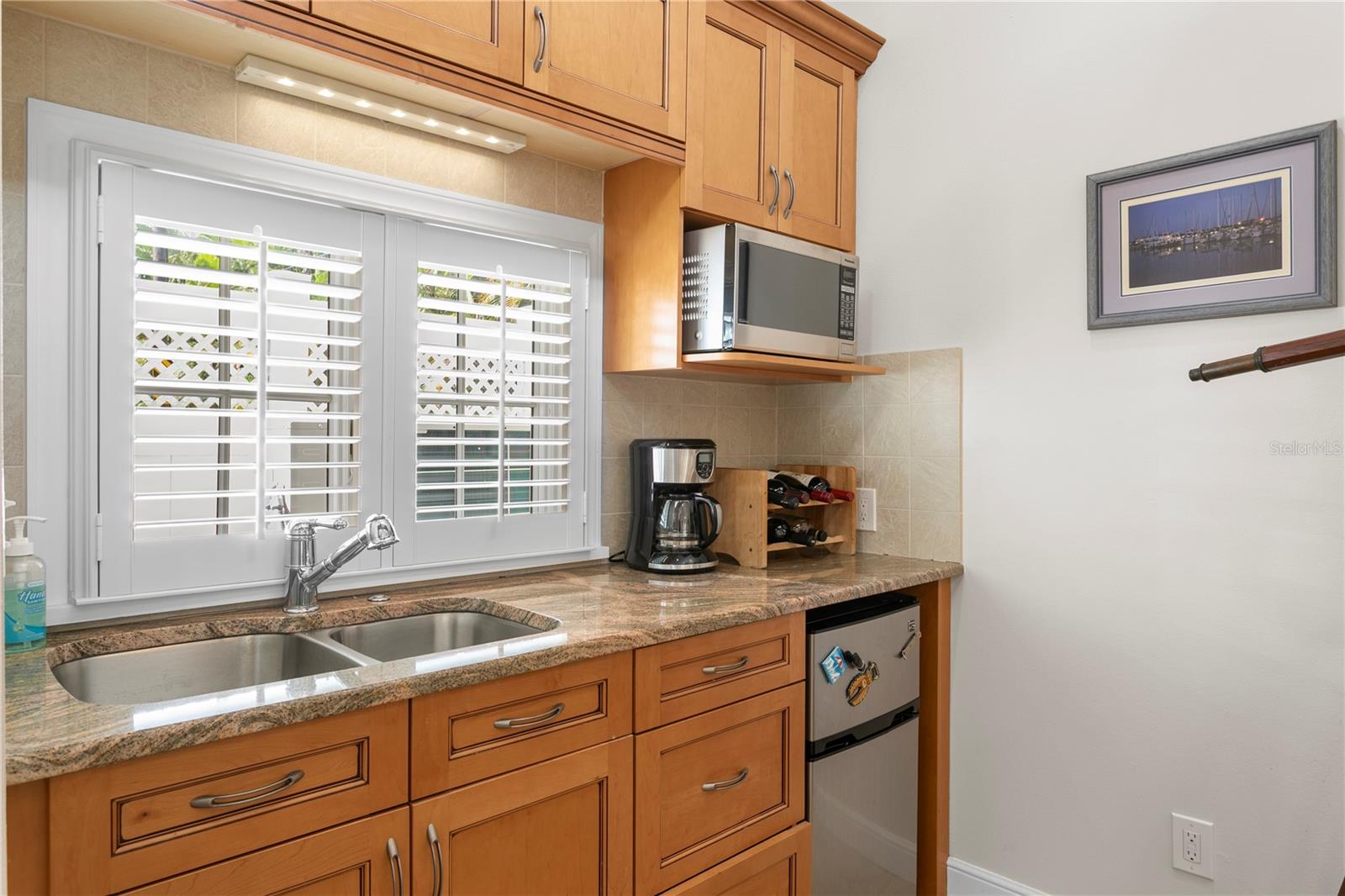 Image 41 of 45 For 255 18th Avenue Ne