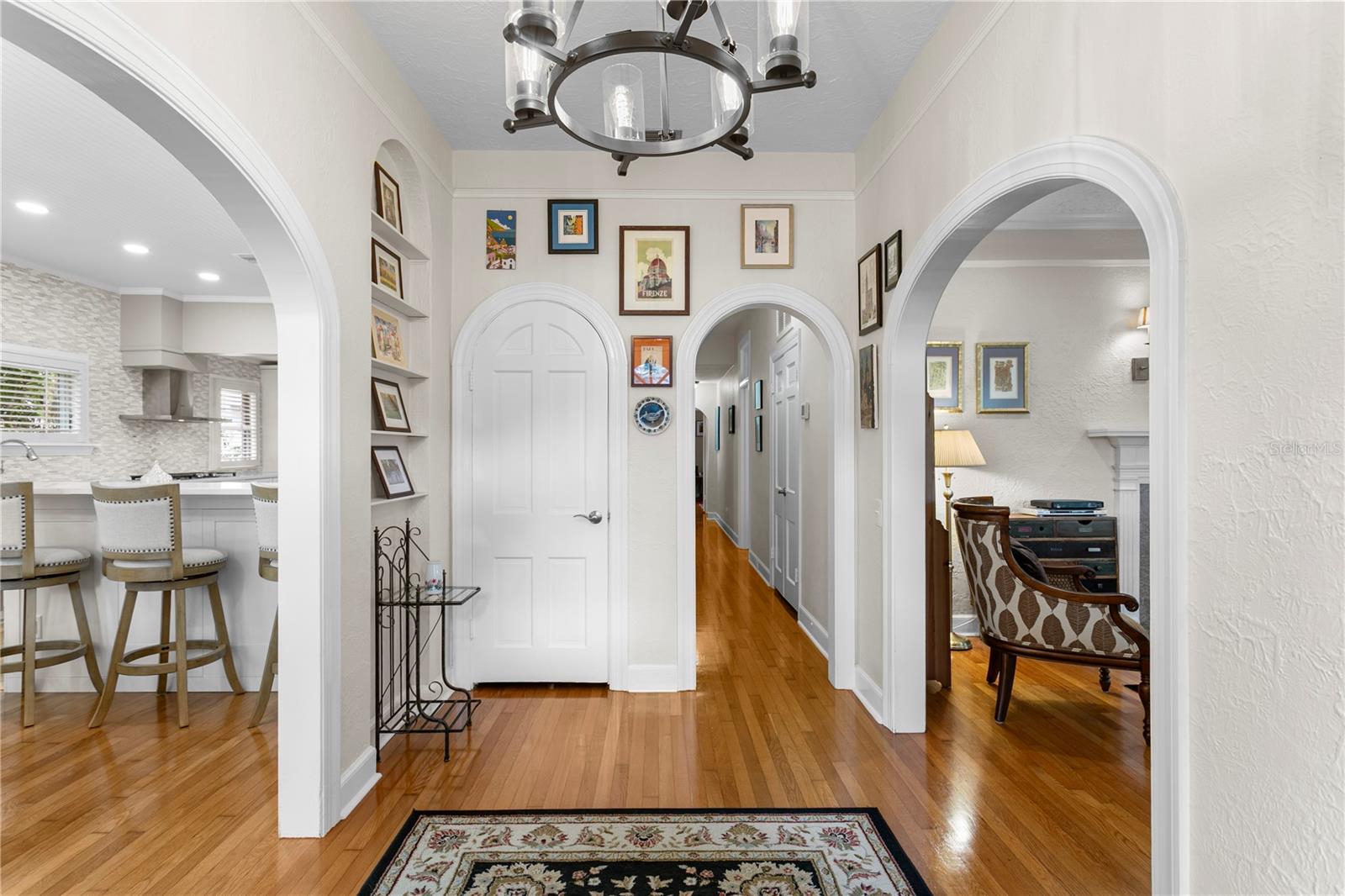 Image 7 of 45 For 255 18th Avenue Ne