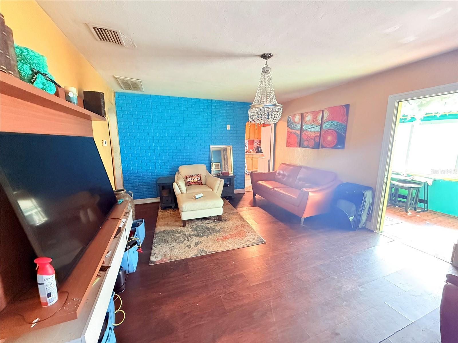 Image 2 of 11 For 760 16th Avenue S