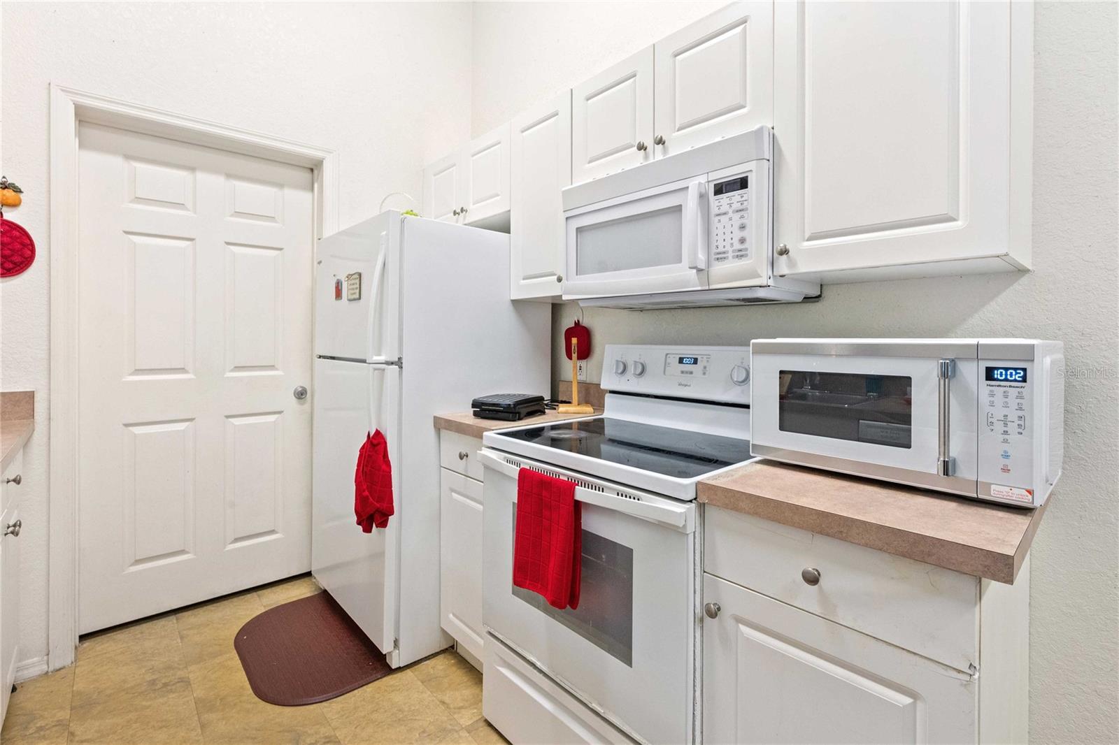 Image 14 of 27 For 36106 Lake Chase Boulevard 202