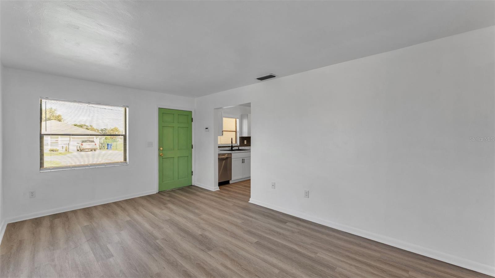 Image 3 of 31 For 1458 Powhatan Court