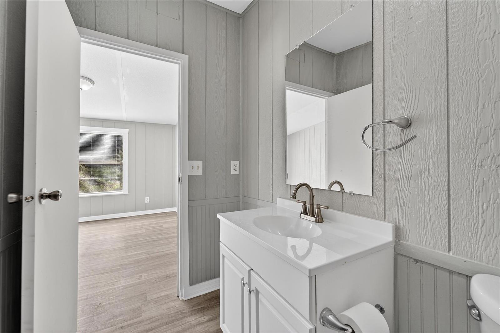 Image 34 of 44 For 39256 Lizabeth Circle