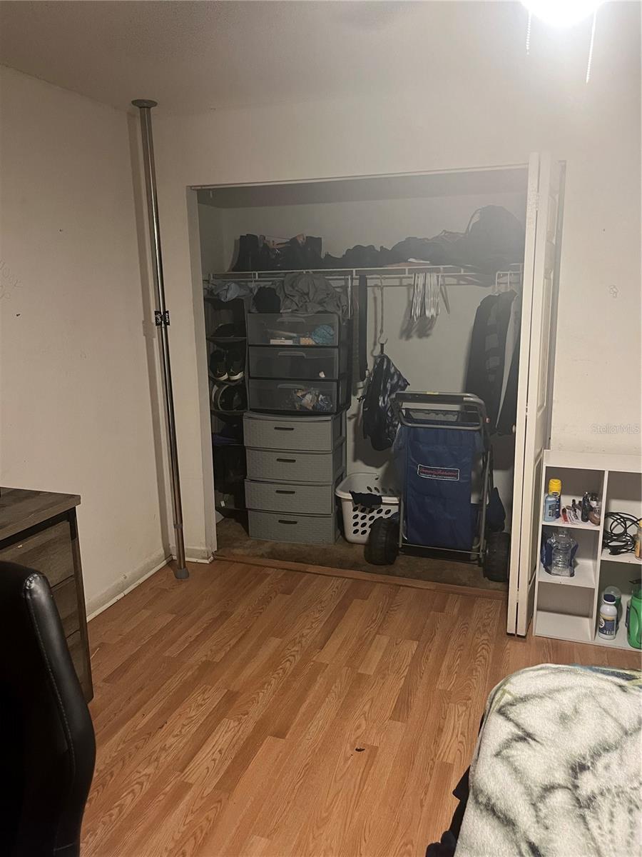 Image 7 of 11 For 12403 Oak Cedar Place 202