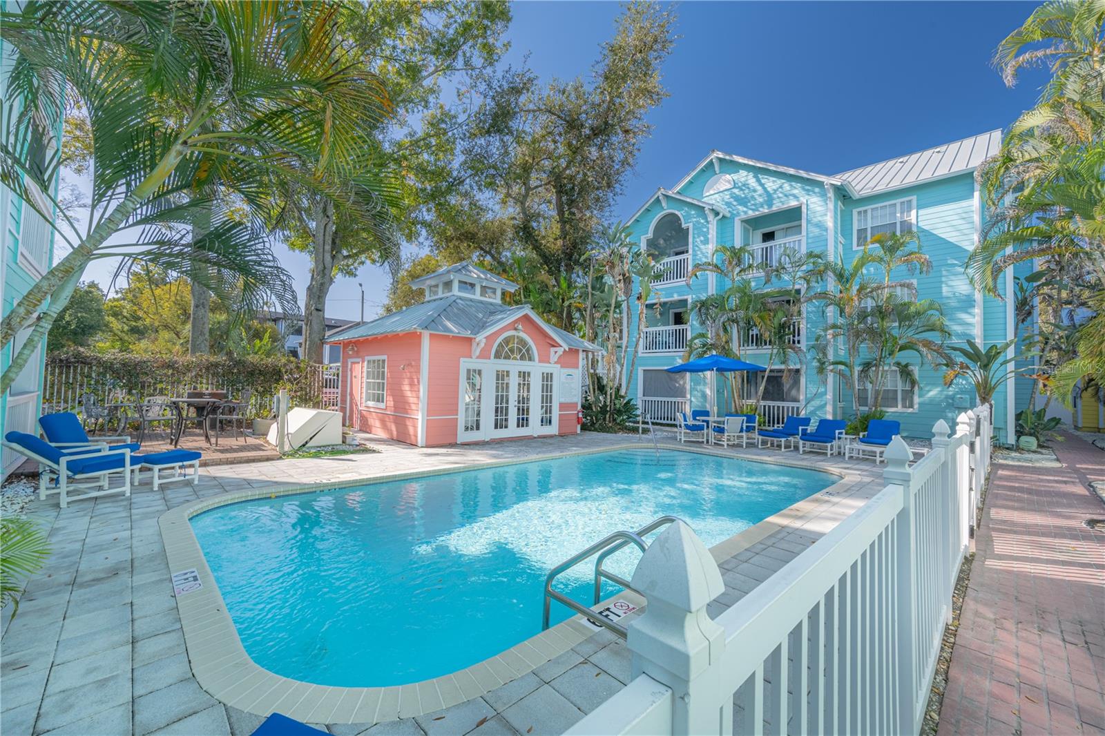Details for 3002 Cleveland Street B11, TAMPA, FL 33609