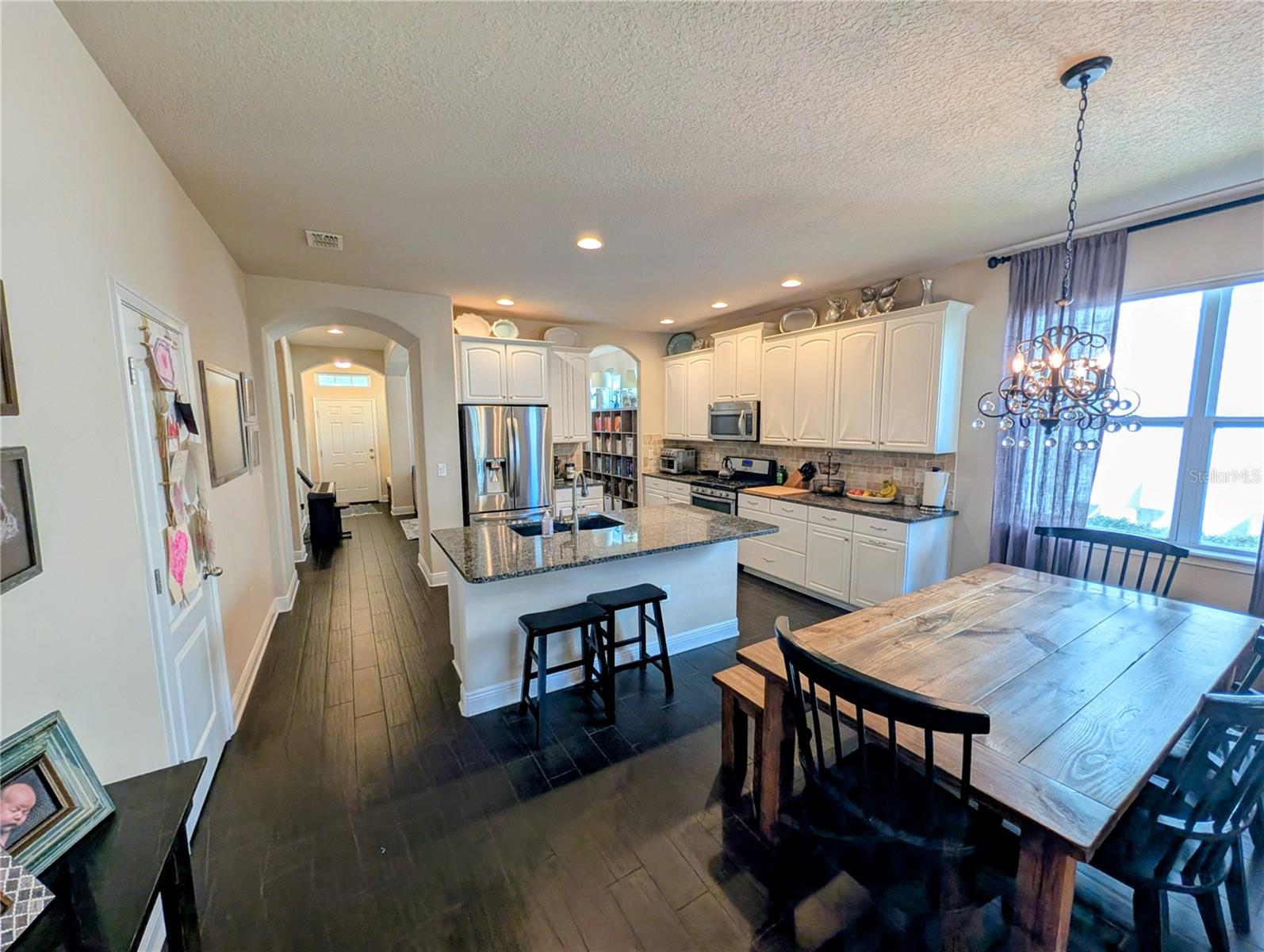 Listing photo id 5 for 20119 Eagles Landing Way