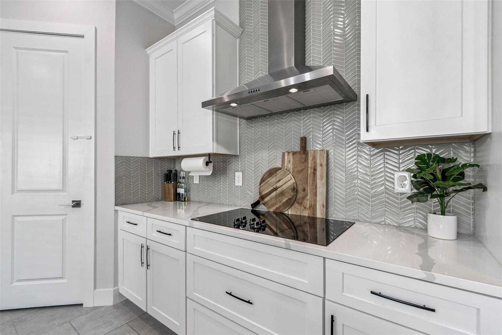 Image 16 of 58 For 9028 Ivy Stark Boulevard