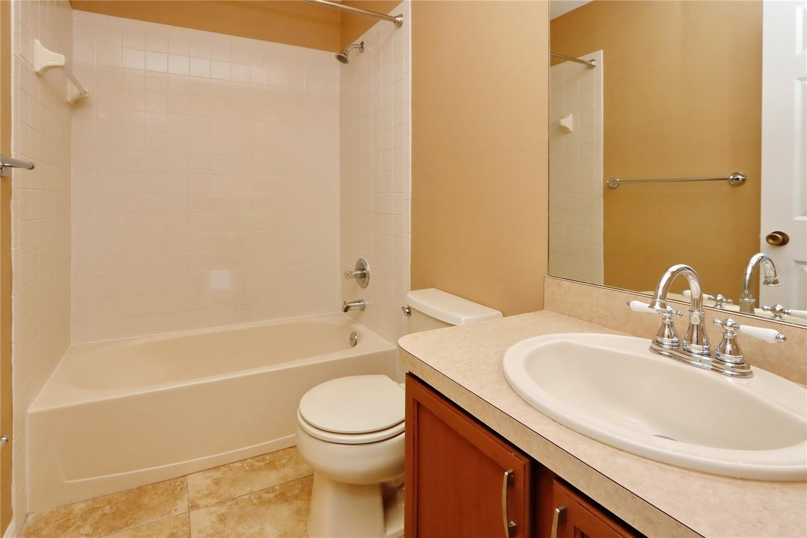 Image 10 of 17 For 539 Kensington Lake Circle