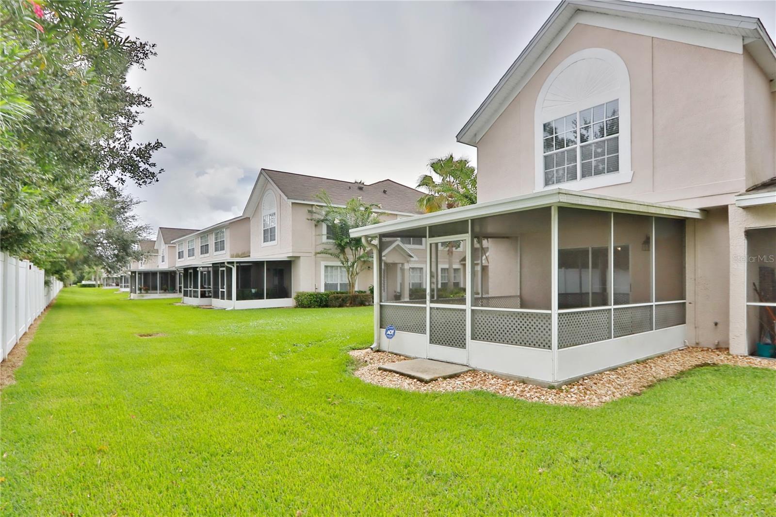 Image 2 of 17 For 539 Kensington Lake Circle